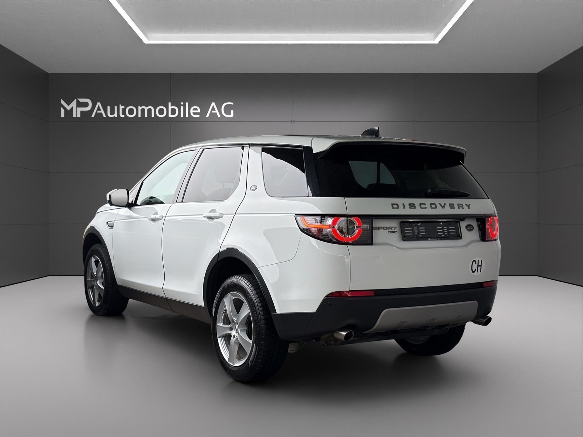 LAND ROVER Discovery Sport 2.0 TD4 HSE AT9-image-4