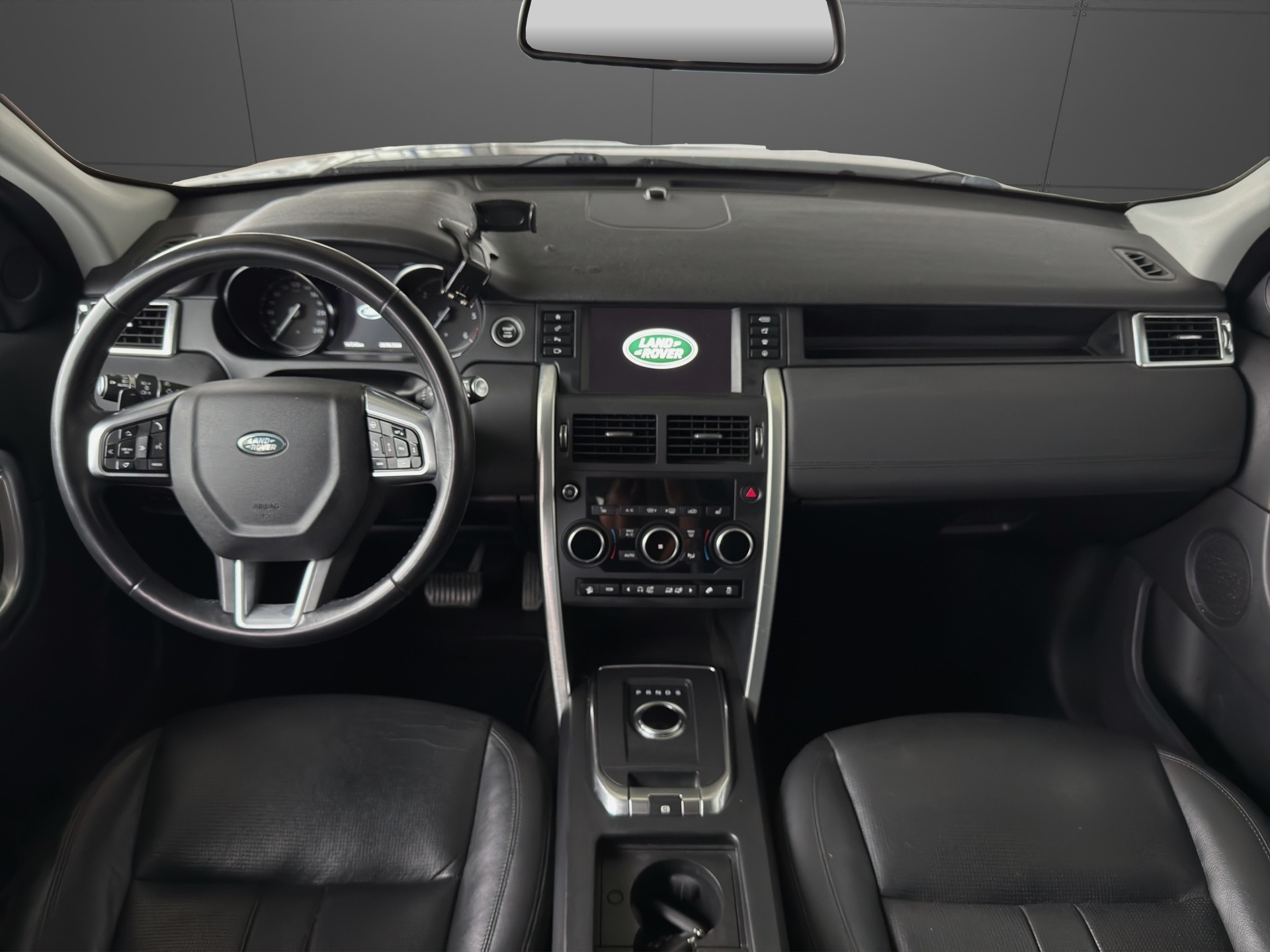 LAND ROVER Discovery Sport 2.0 TD4 HSE AT9-image-13