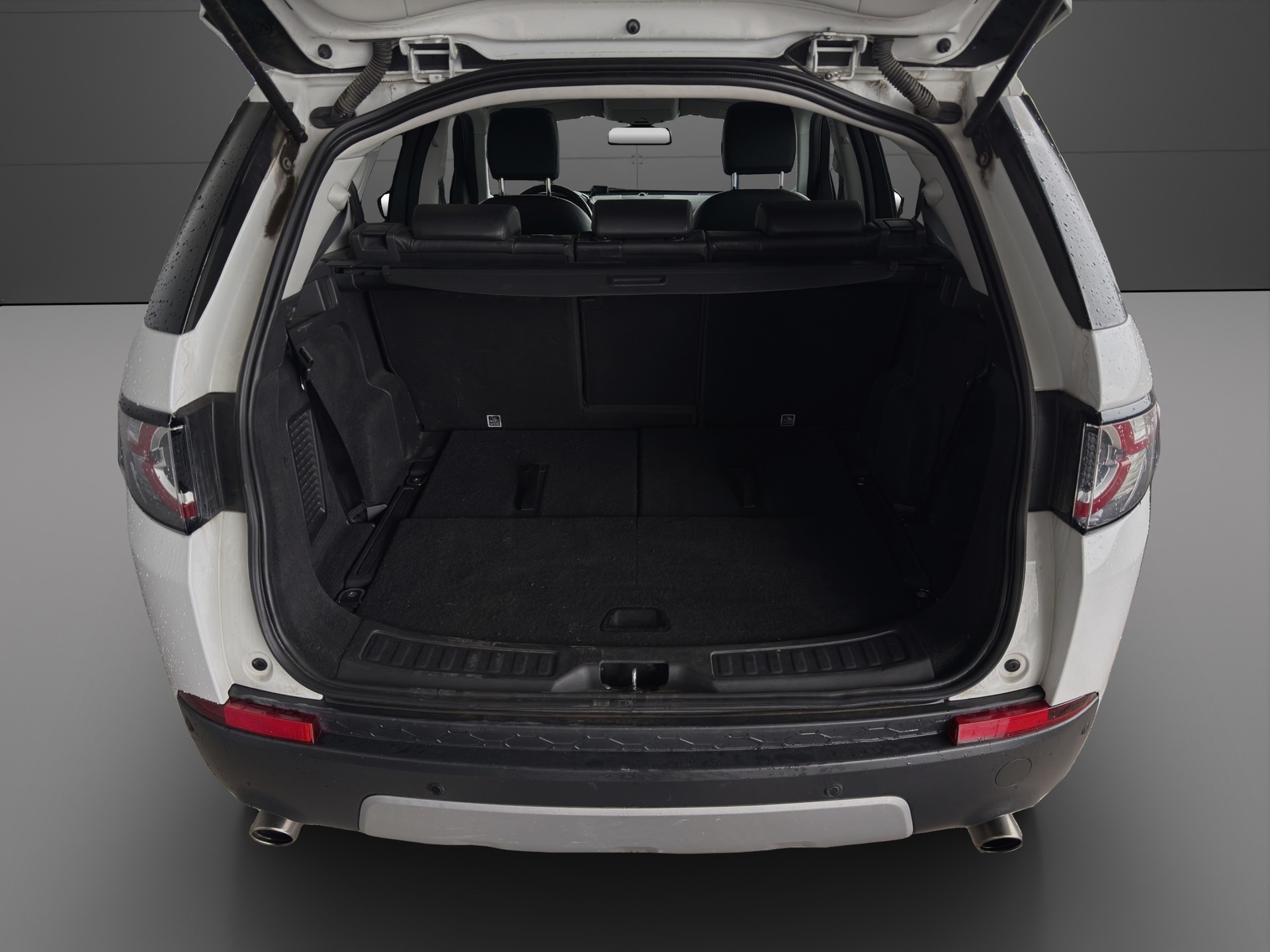 LAND ROVER Discovery Sport 2.0 TD4 HSE AT9-image-3