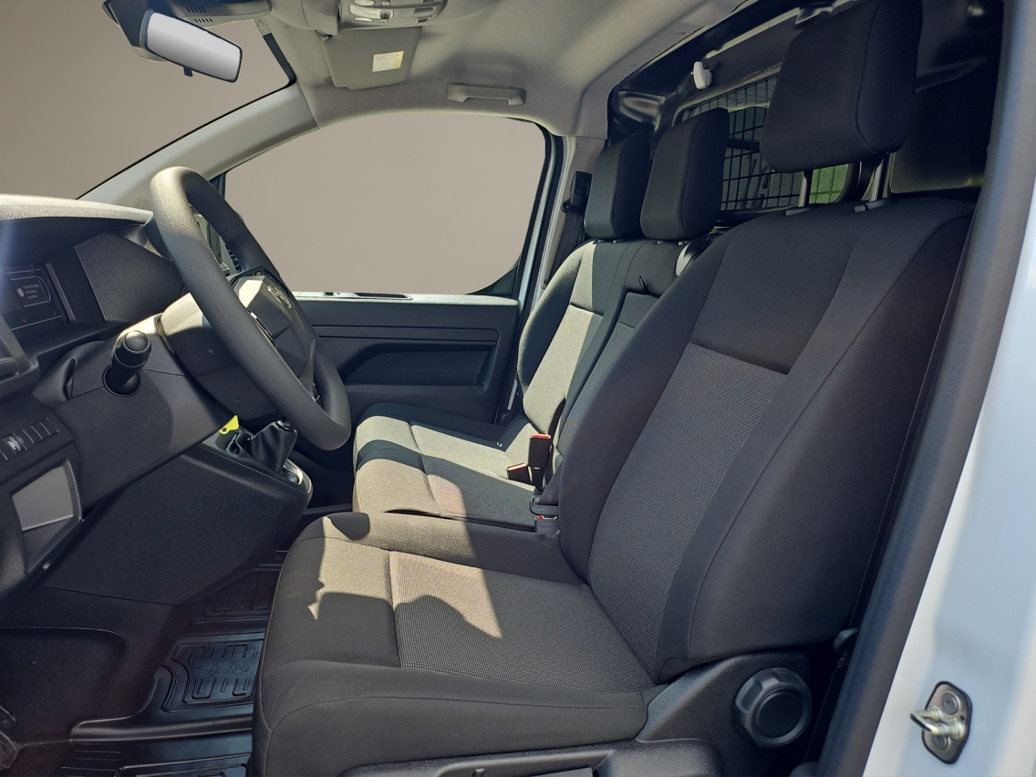 TOYOTA PROACE Van L1 1.5 D Active-image-8