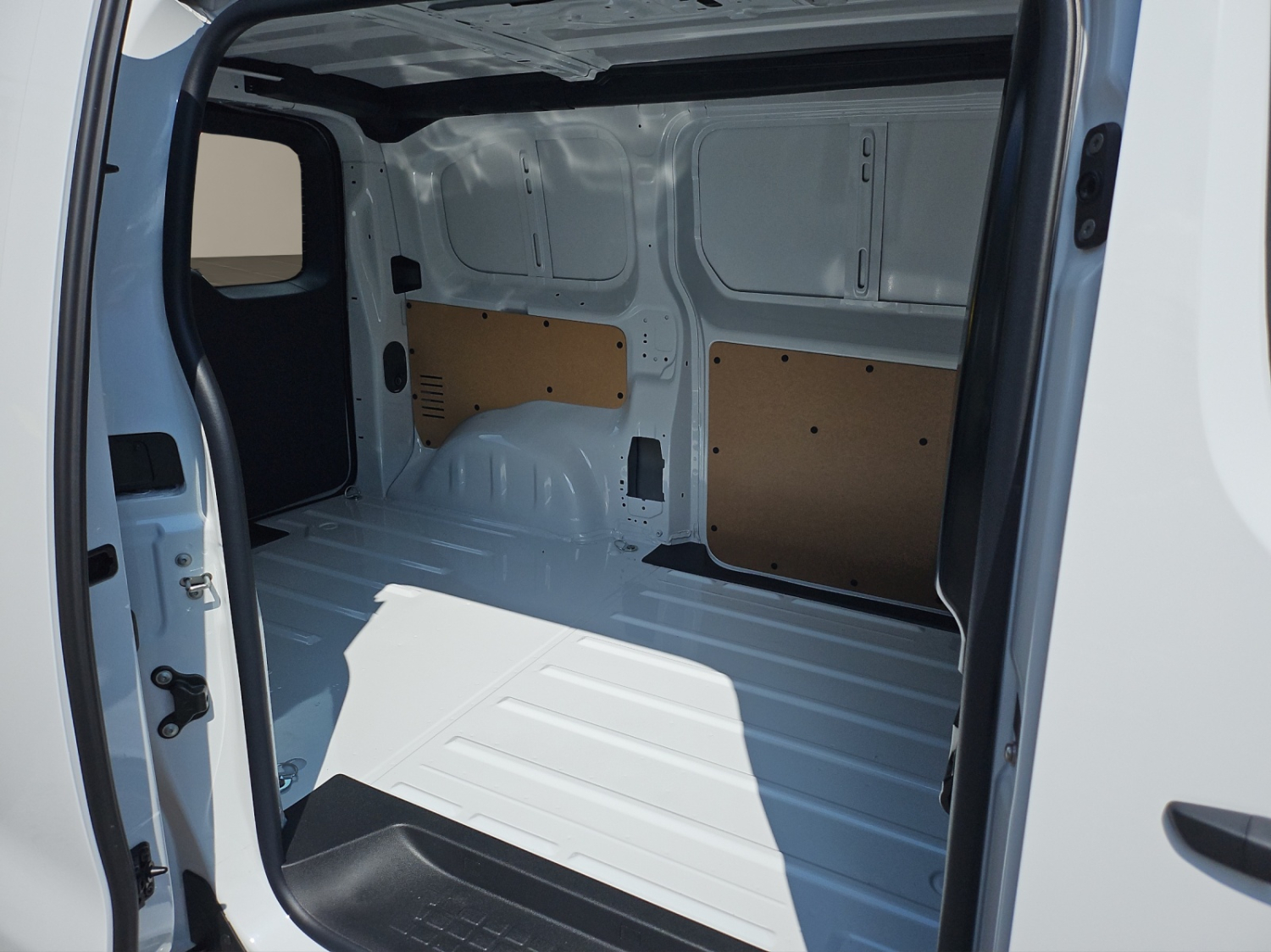 TOYOTA PROACE Van L1 1.5 D Active-image-13