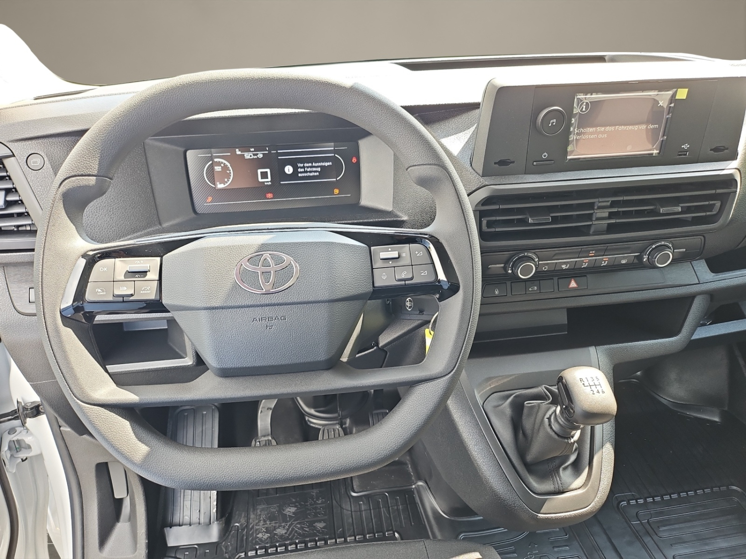 TOYOTA PROACE Van L1 1.5 D Active-image-12