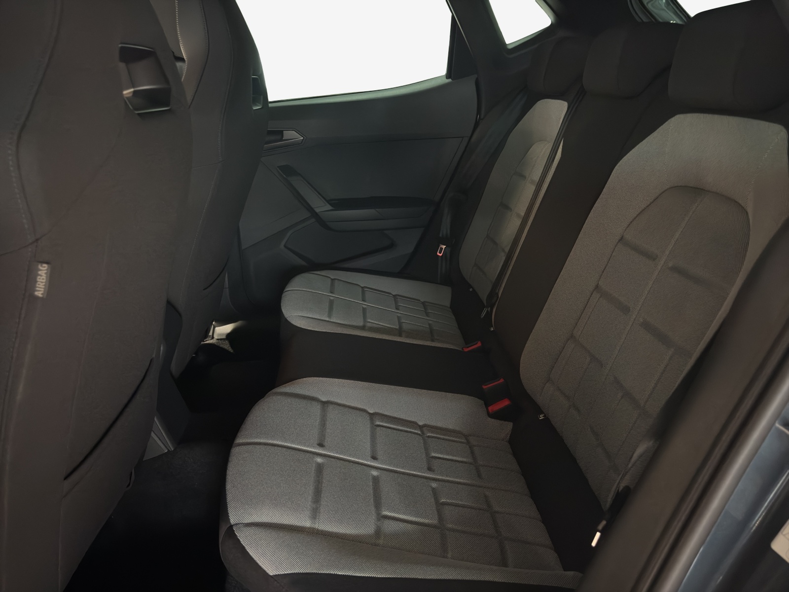 SEAT Ibiza 1.0 EcoTSI FR DSG-image-10