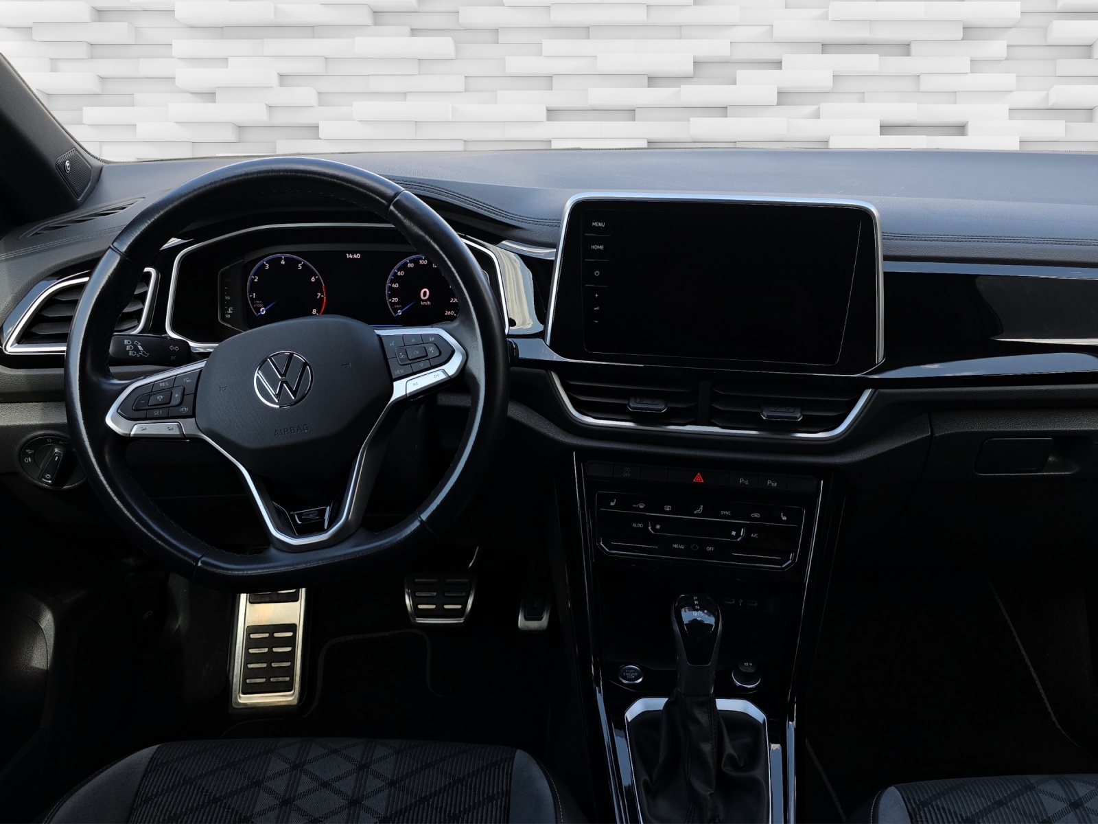 VW T-Roc 2.0 TSI R-Line DSG 4Motion-image-6