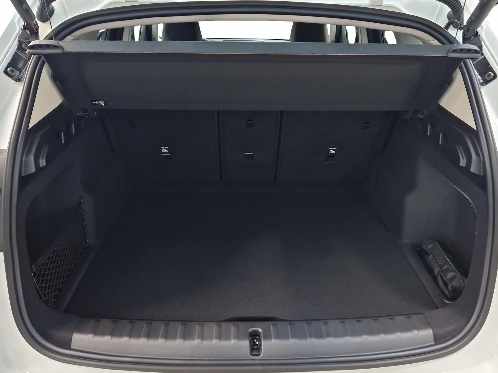 BMW X1 xDrive20d-image-23