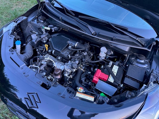 SUZUKI 1.2 Compact Top Hybrid 4x4-image-1