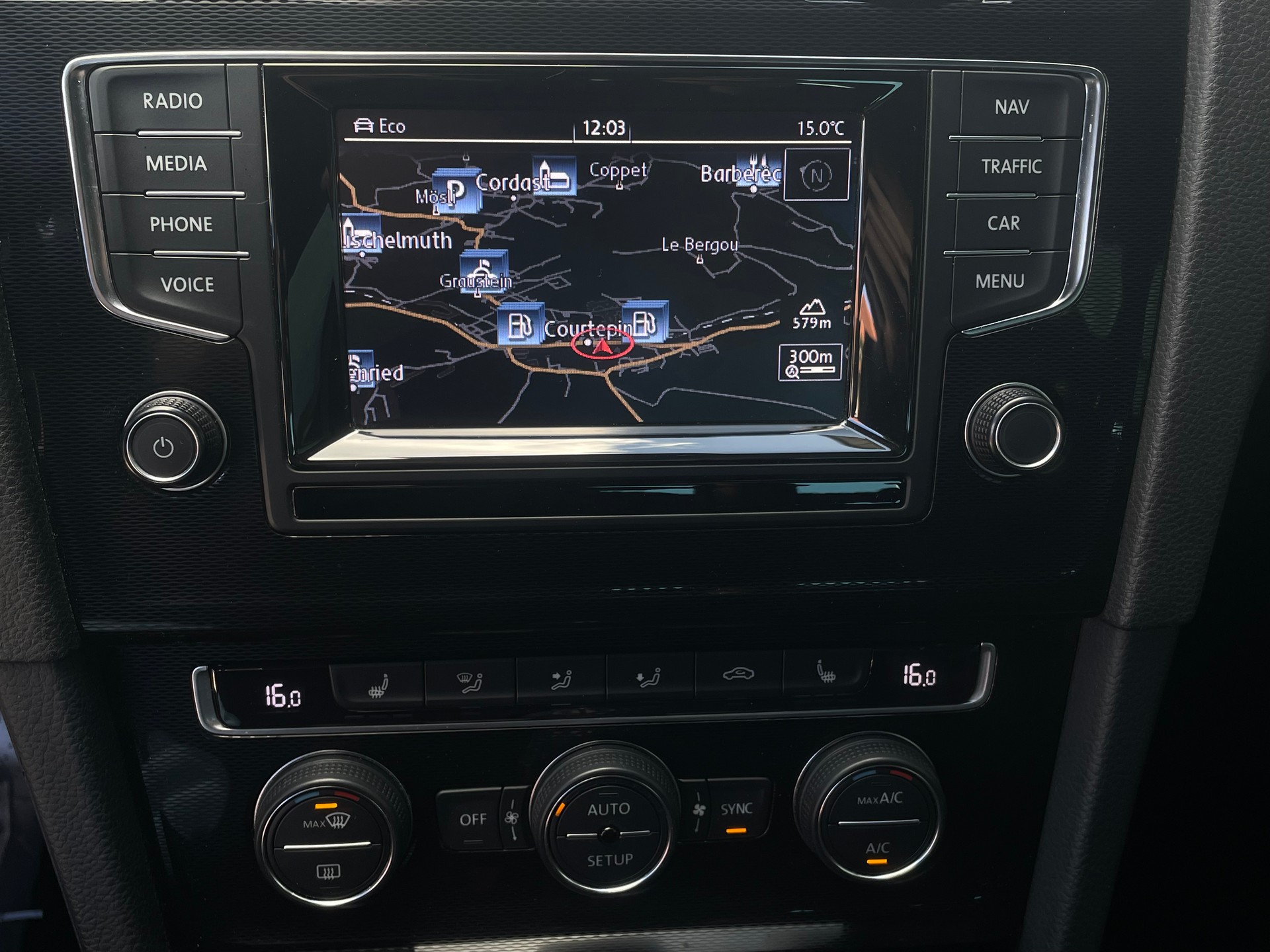 VW Golf 2.0 TSI GTI Performance-image-9