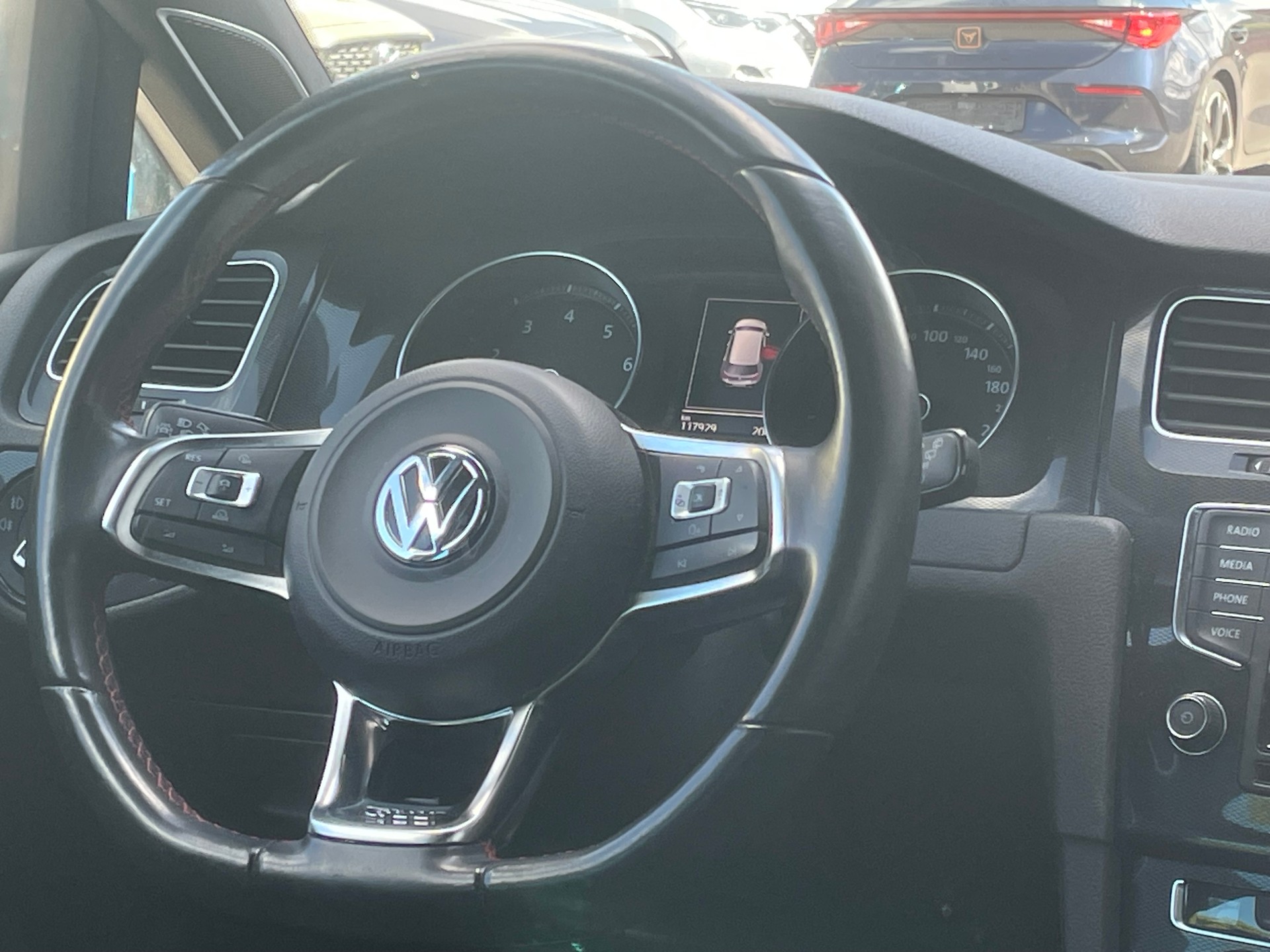 VW Golf 2.0 TSI GTI Performance-image-5