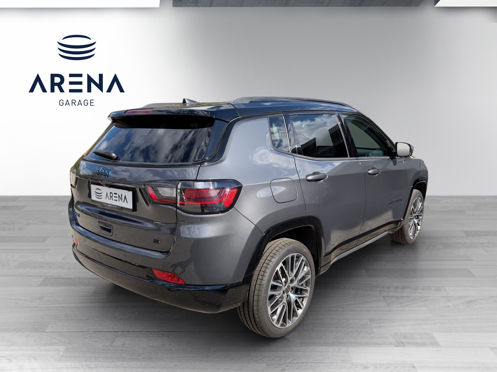 JEEP Compass 1.3 T PHEV Summit Sky AWD-showroom-element-2
