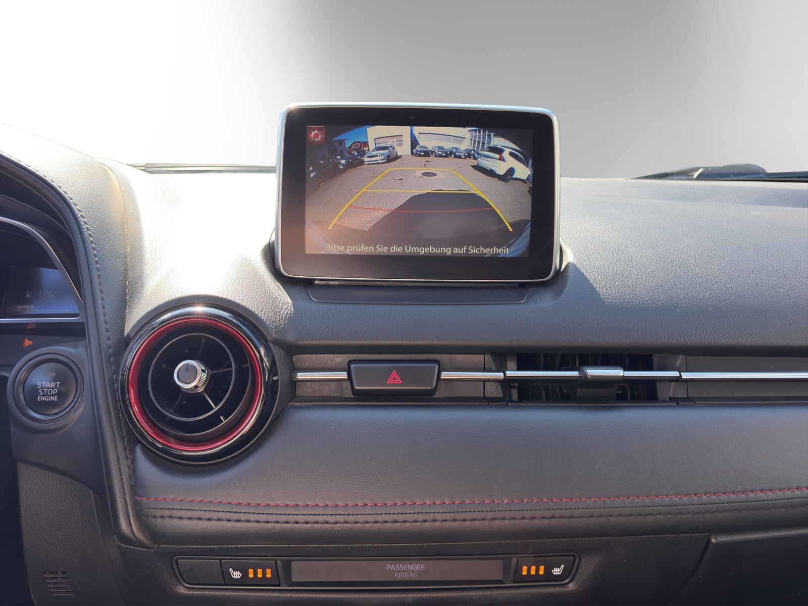 MAZDA CX-3 2.0 Ambition AWD Skyactiv Drive | Frisch ab MFK | Rückfahrkamera | Sitzheizung | 8-fach Alu | BOSE | Head-Up Display |-image-14