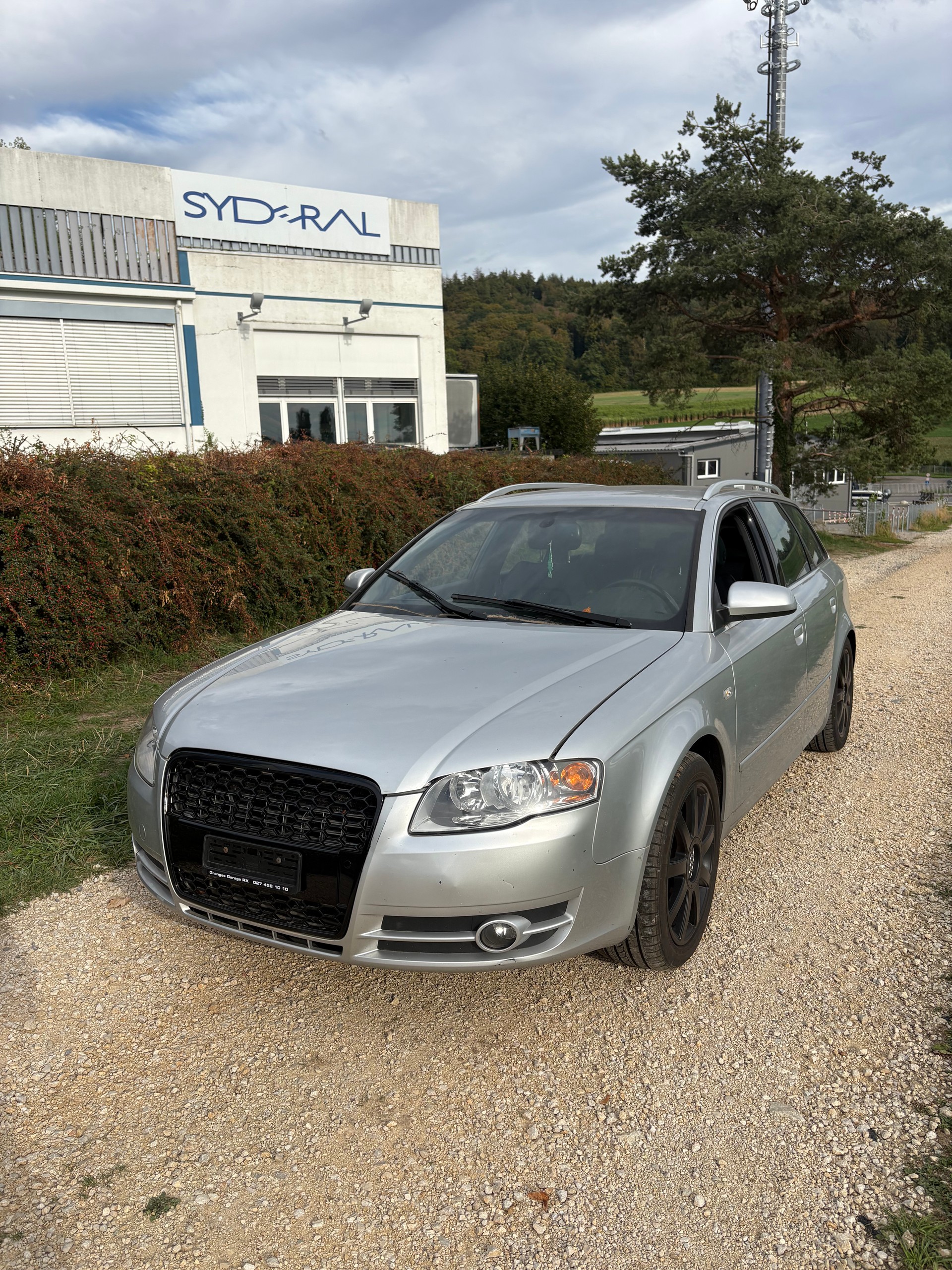 AUDI A4 Avant 2.0 TDI-image-0