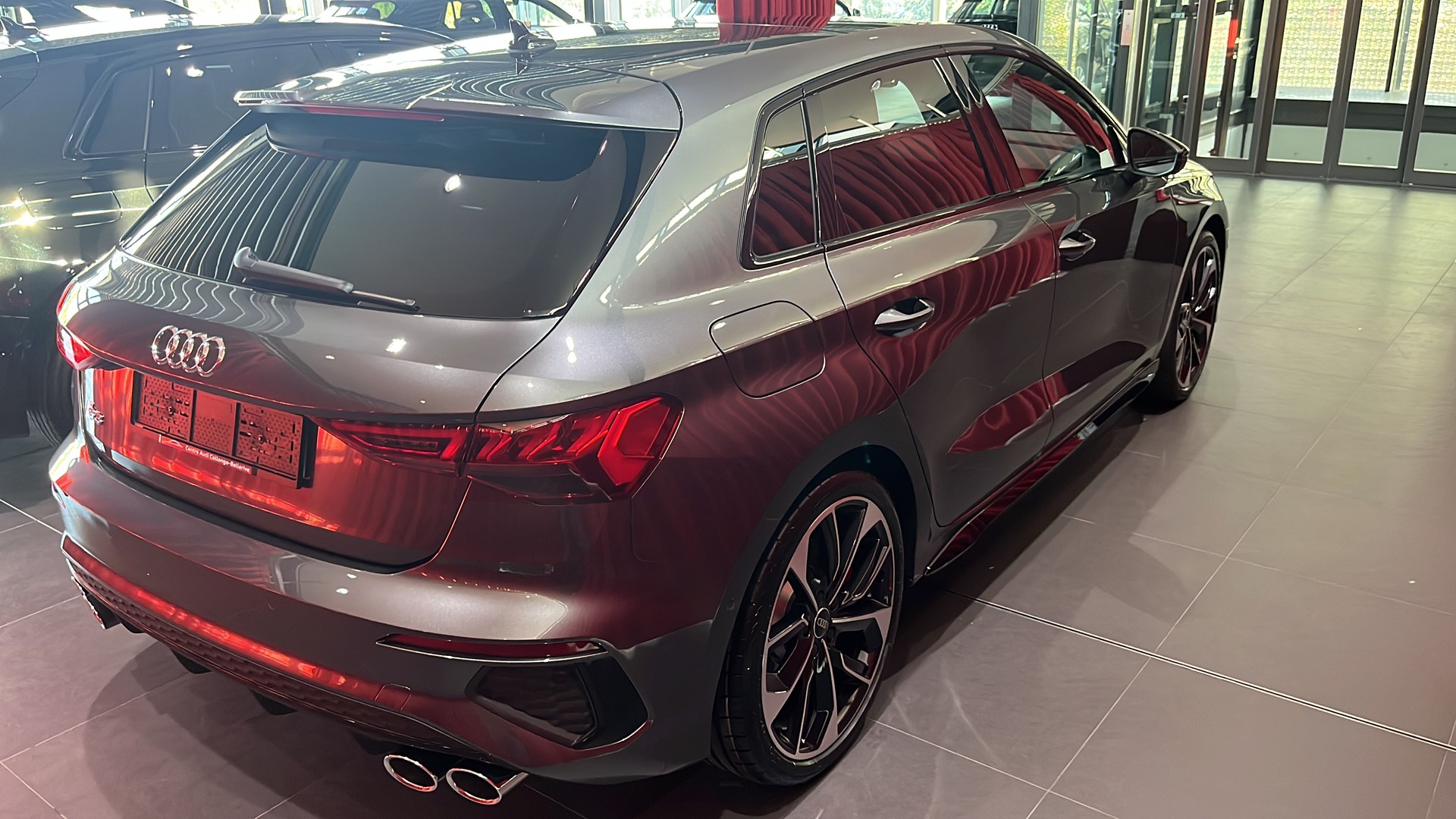 AUDI 2.0 TFSI quattro S-Tronic-image-3