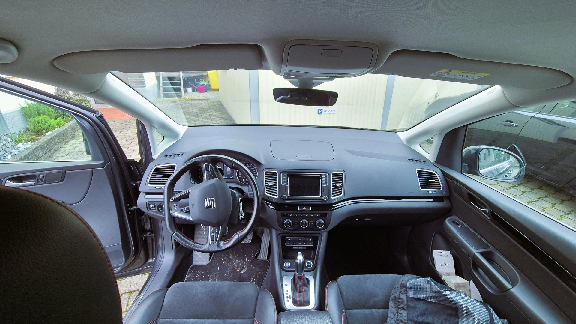 SEAT 1.4 TSI Hola FR DSG S/S-image-2