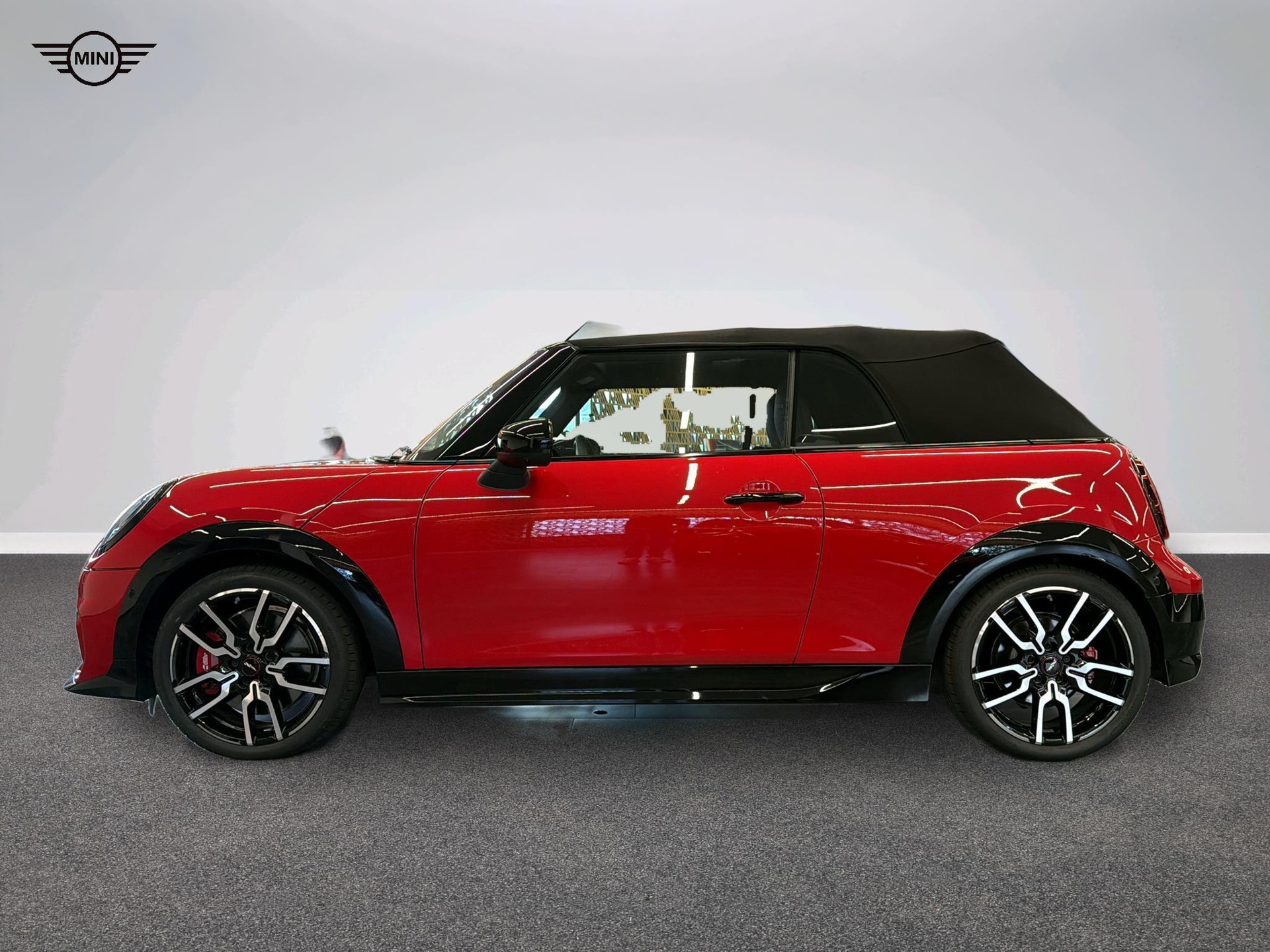 MINI John Cooper Works Cabrio-image-2