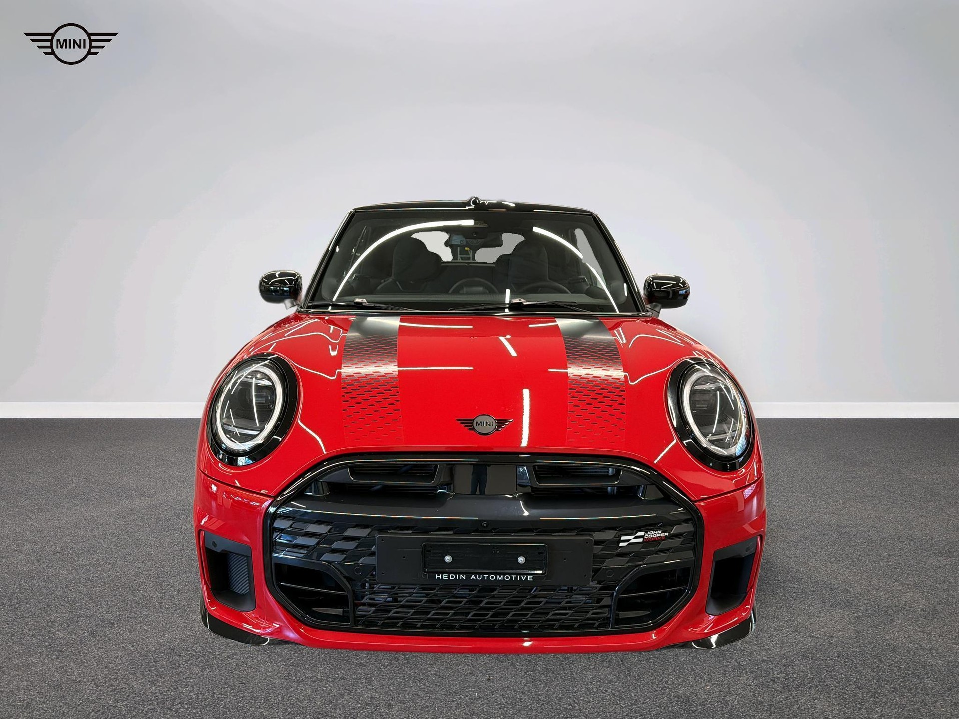 MINI John Cooper Works Cabrio-image-12