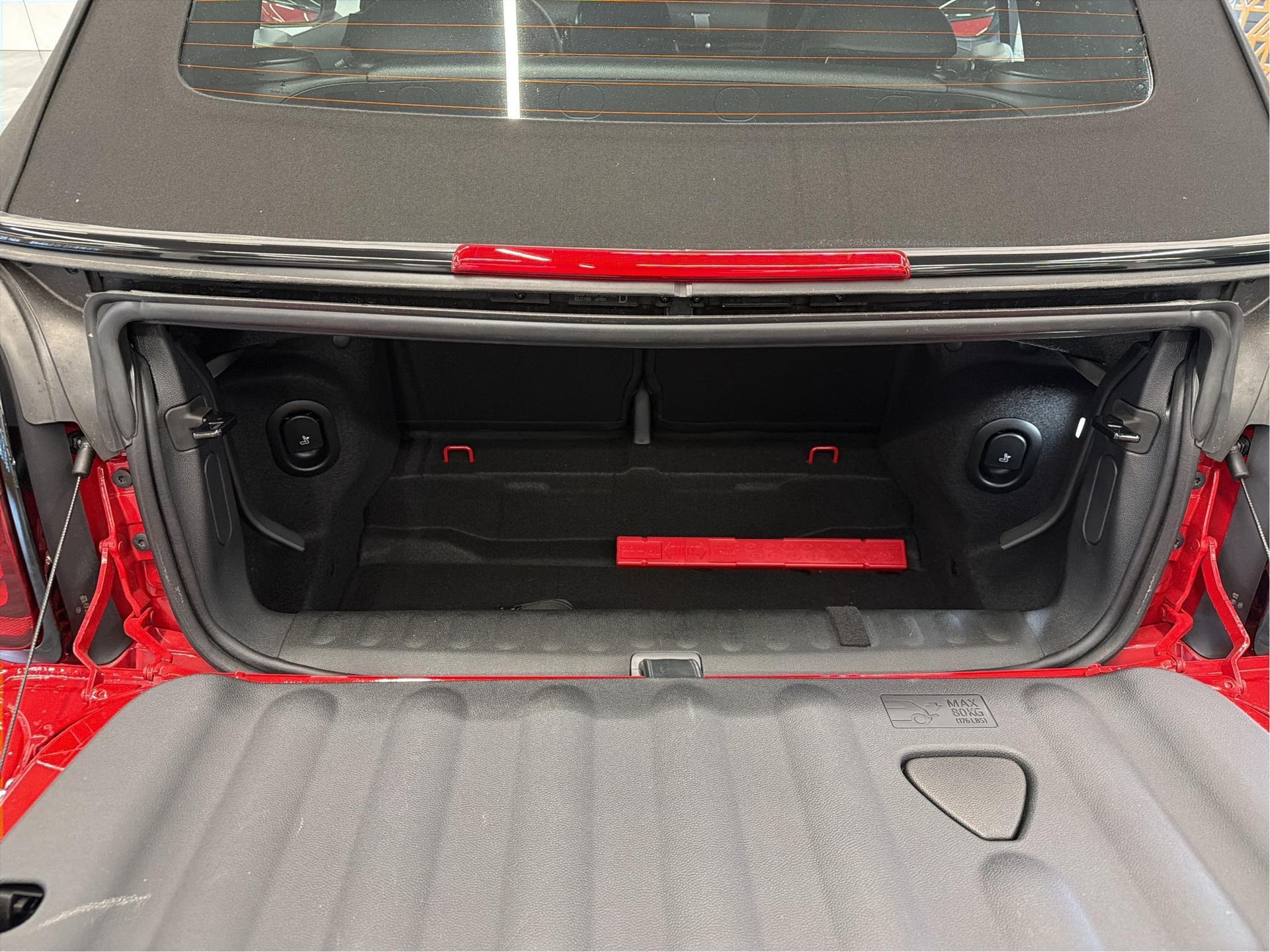 MINI John Cooper Works Cabrio-image-15