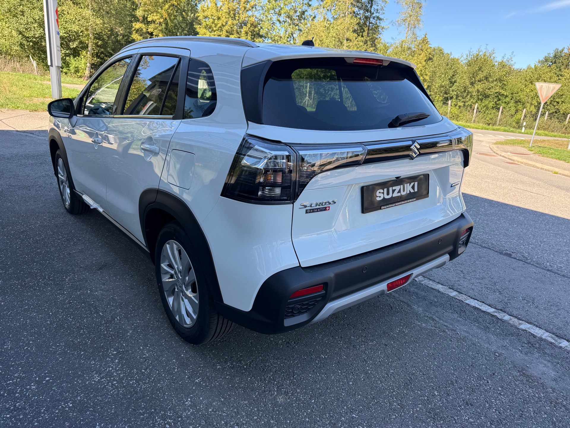 SUZUKI S-Cross 1.4 16V Piz Sulai MHD 4WD Automatic-image-3