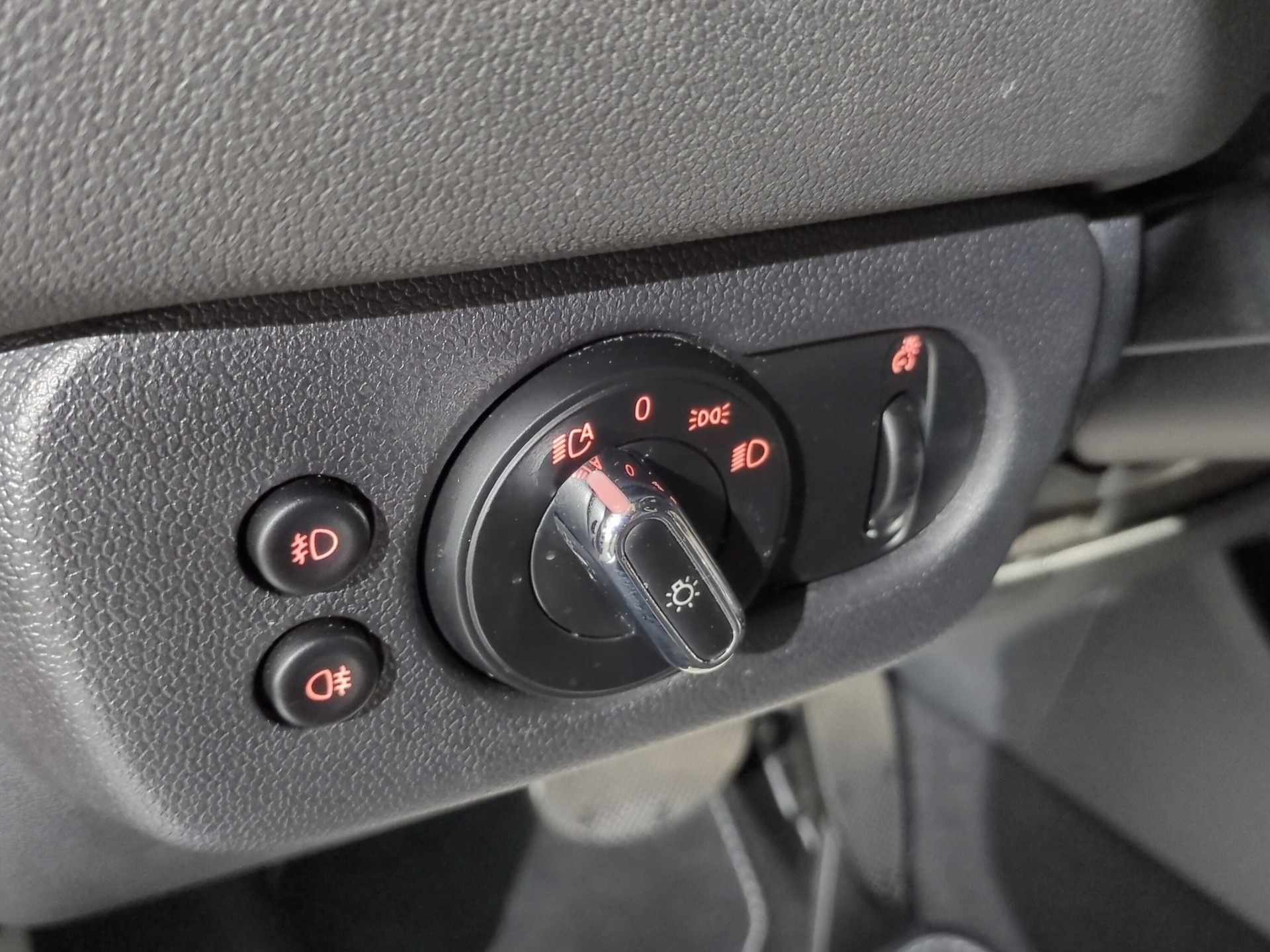 MINI Clubman Cooper S ALL4 Steptronic-image-19