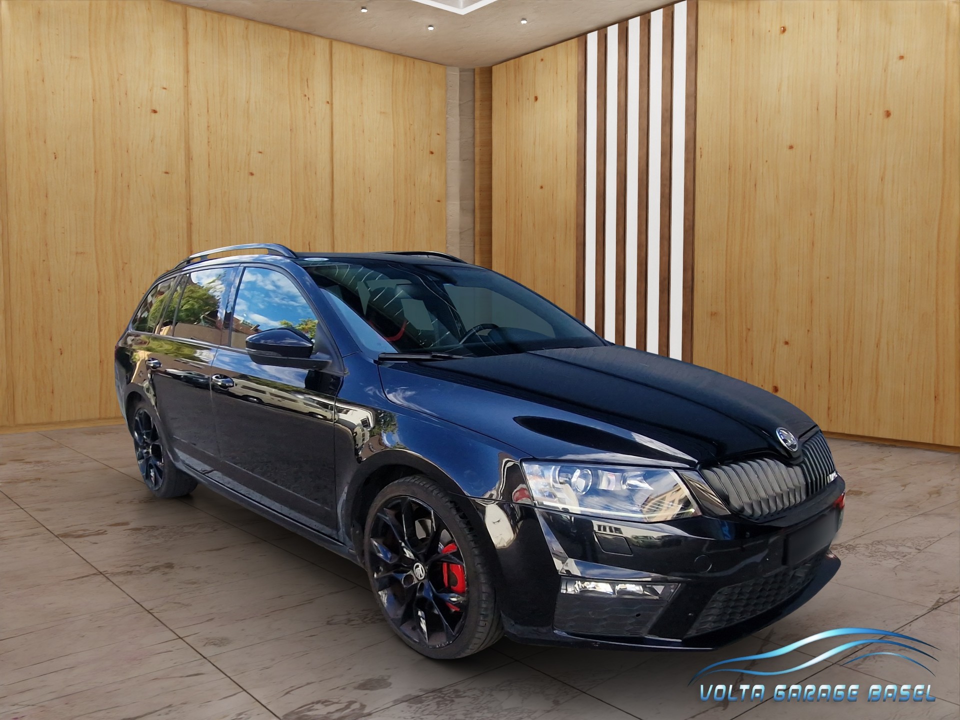 SKODA Octavia Combi 2.0 TSI RS DSG-image-1