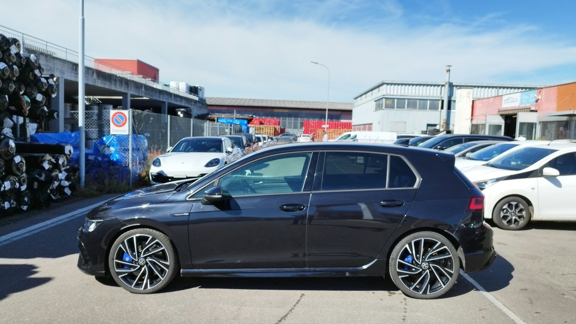 VW Golf 2.0 TSI R DSG 4Motion-image-6