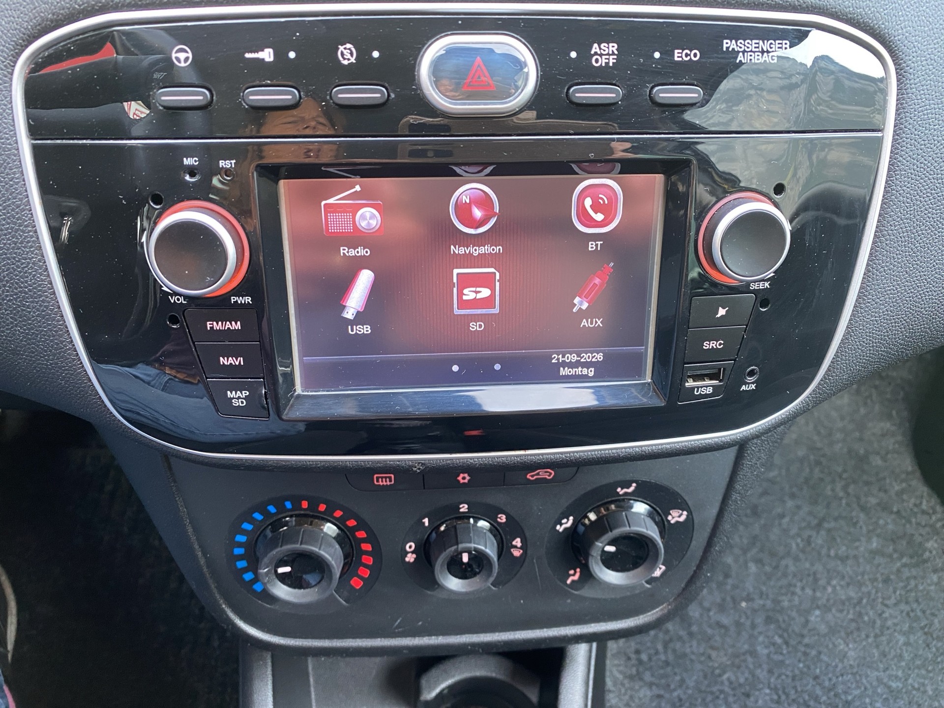 FIAT Punto 0.9 Twinair MYSTYLE-image-11