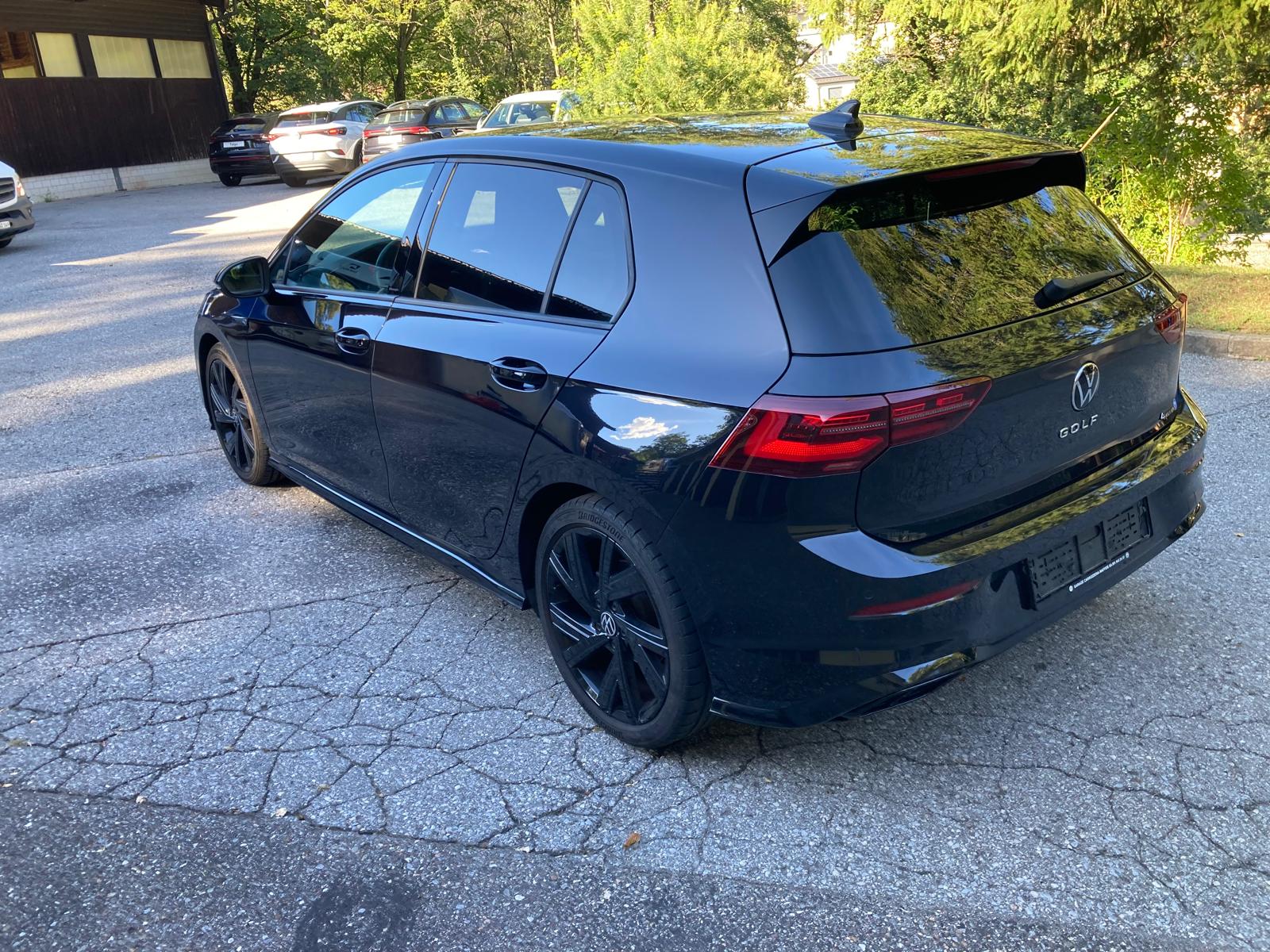 VW Golf 2.0 TSI R-Line DSG 4 Motion-image-4
