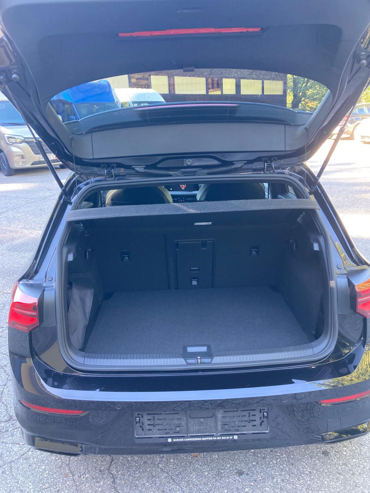 VW Golf 2.0 TSI R-Line DSG 4 Motion-image-10
