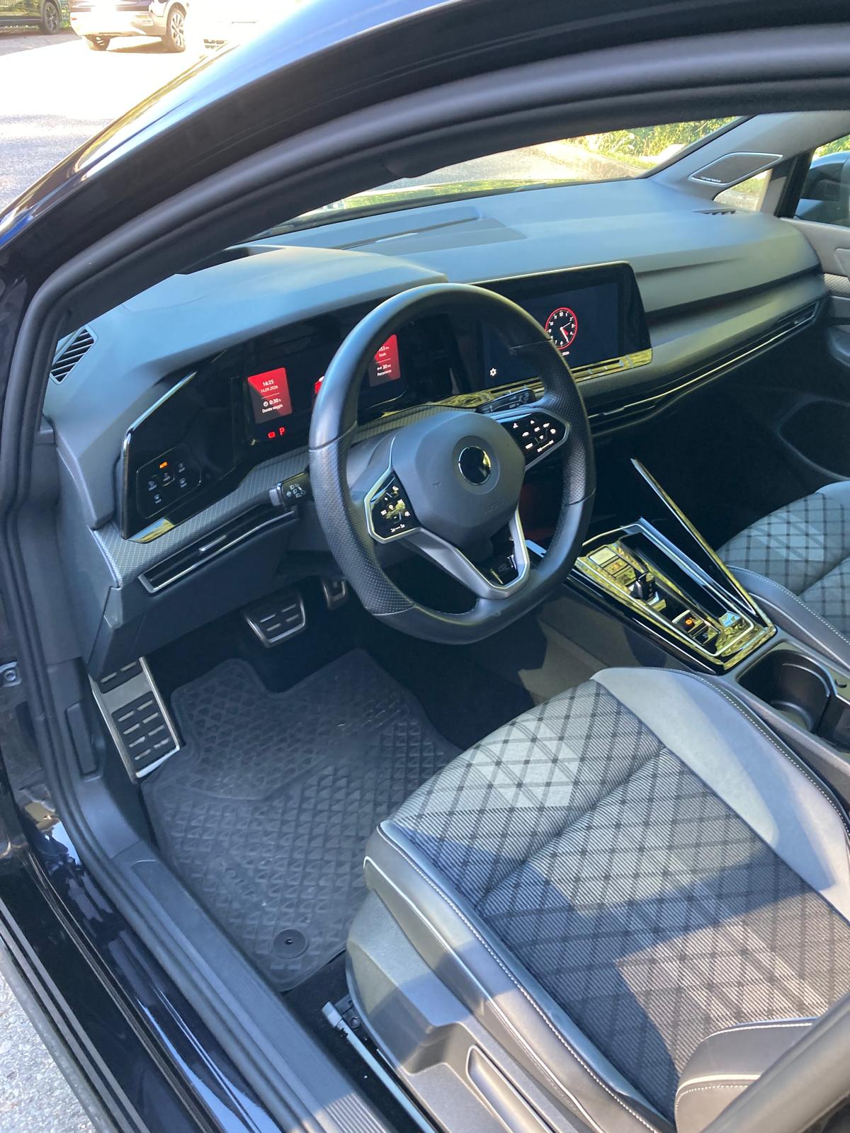 VW Golf 2.0 TSI R-Line DSG 4 Motion-image-13