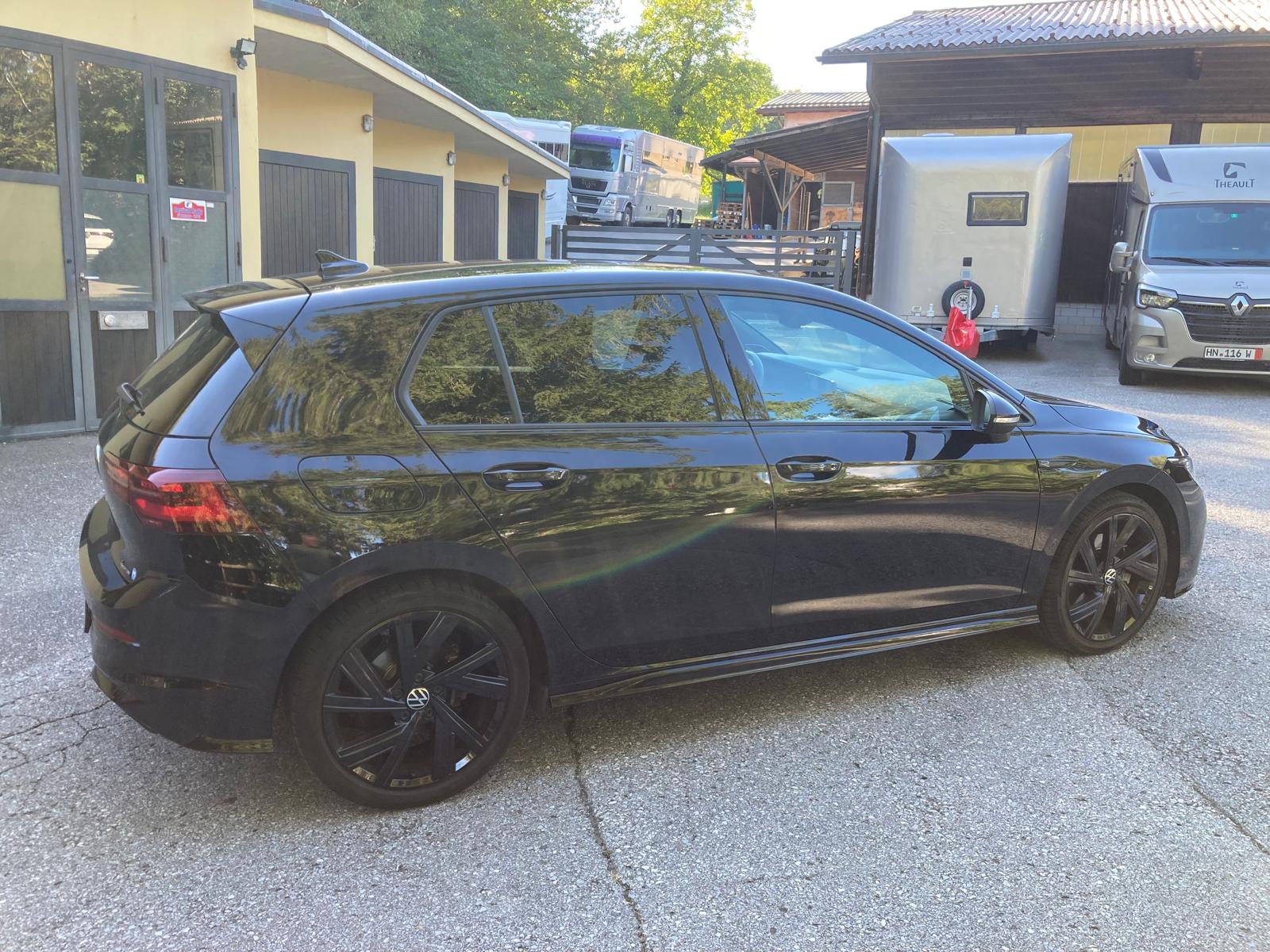 VW Golf 2.0 TSI R-Line DSG 4 Motion-image-7