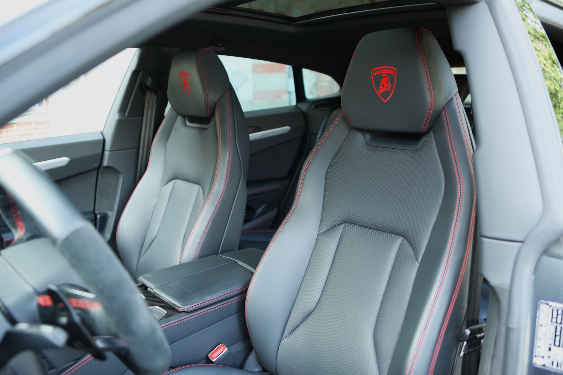 LAMBORGHINI Urus E-Gear Carbone - Akrapovič-image-14