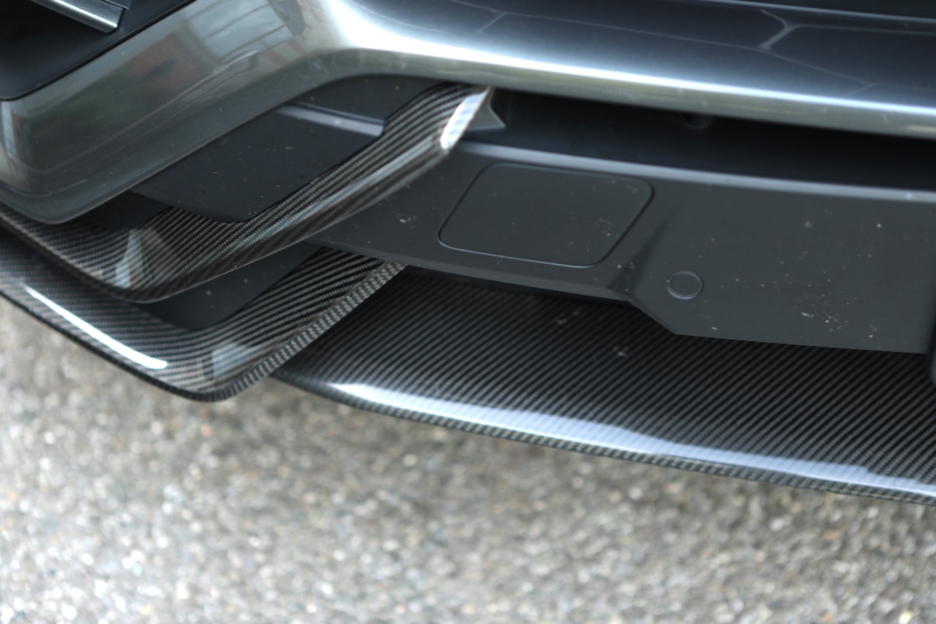 LAMBORGHINI Urus E-Gear Carbone - Akrapovič-image-4