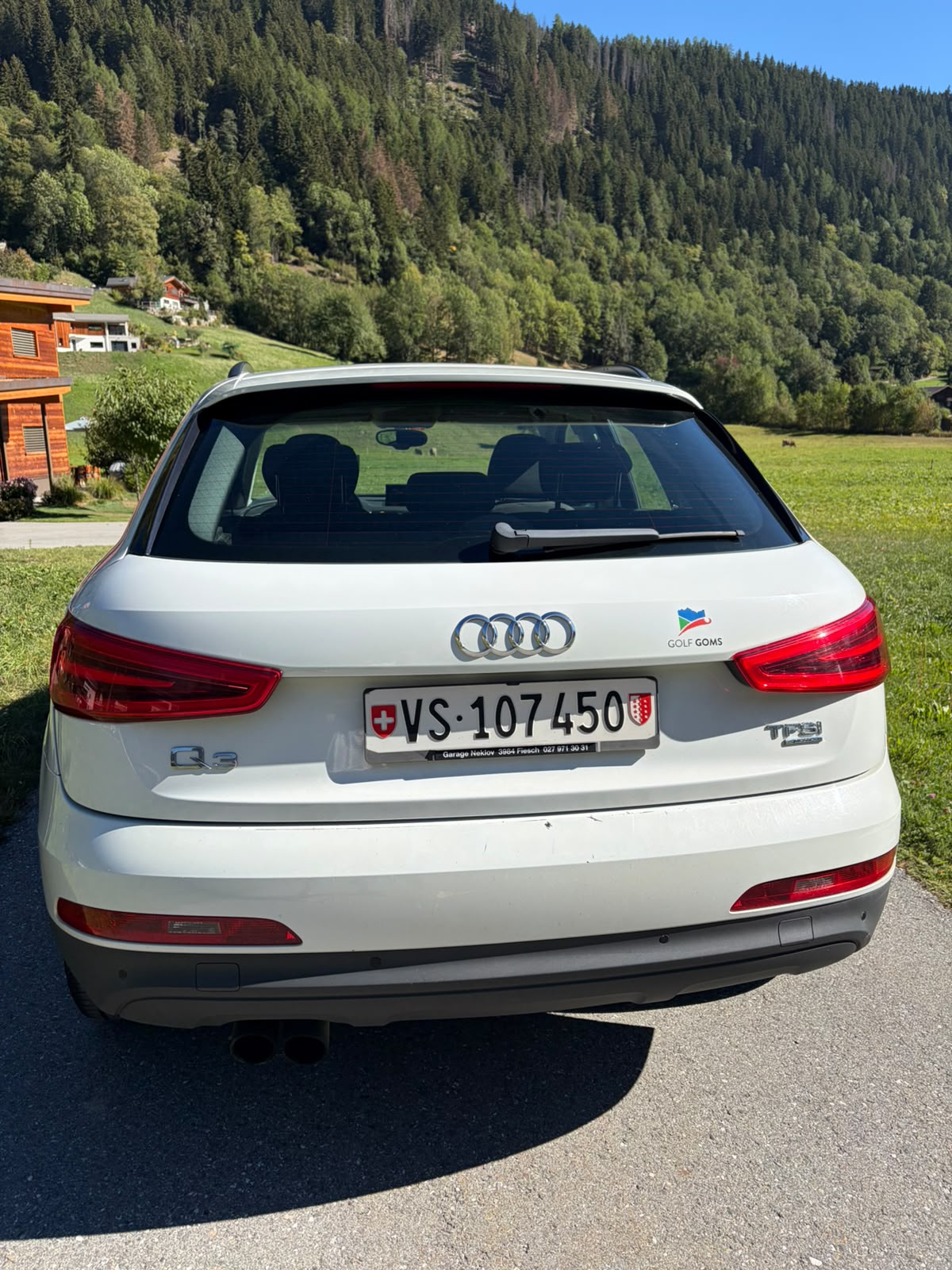 AUDI Q3 2.0 TFSI quattro S-tronic-image-3