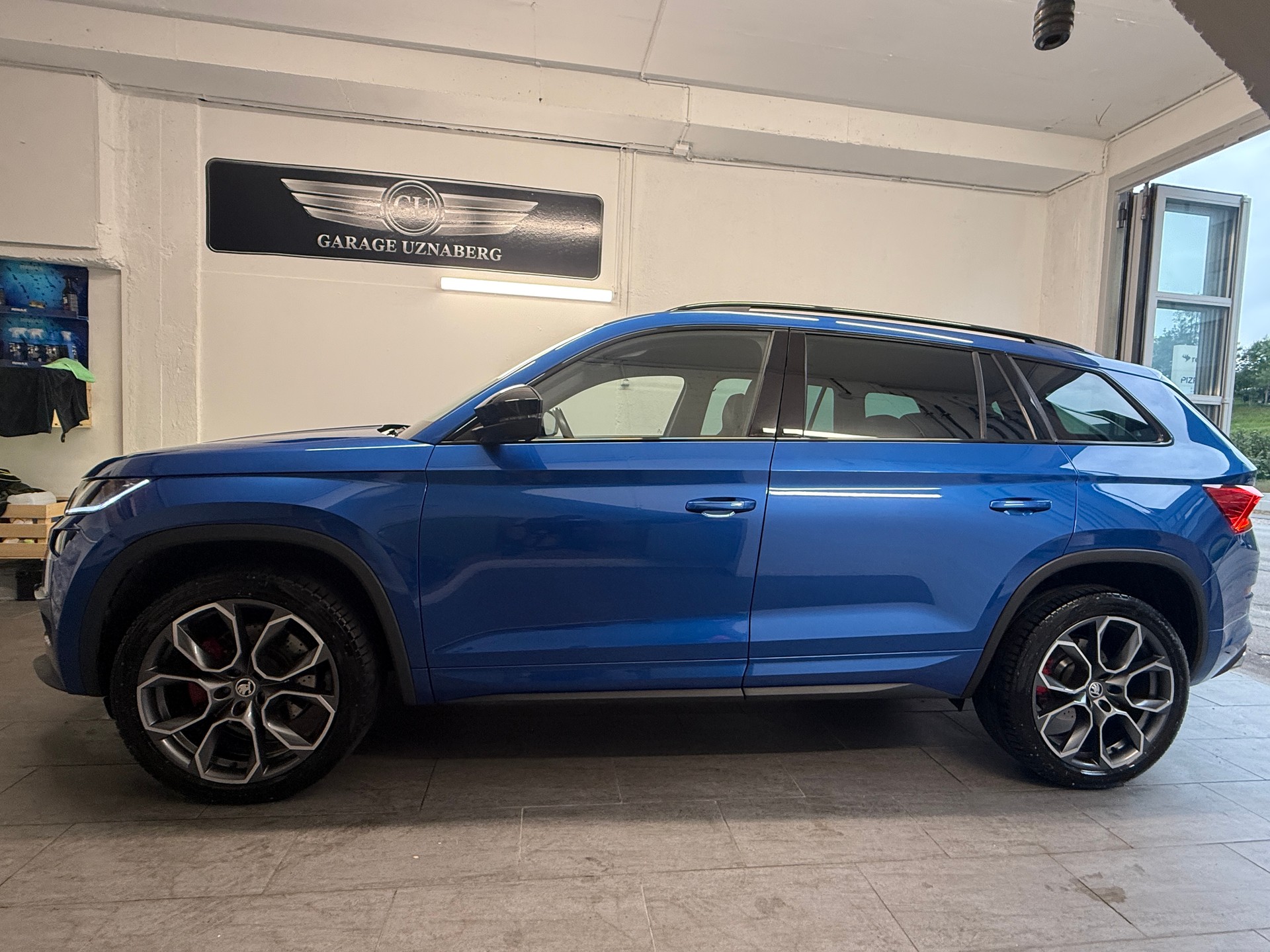 SKODA Kodiaq 2.0 Bi-TDI SCR RS 4x4 DSG Ab 350.- pro Monat AHK 2500kg-image-1