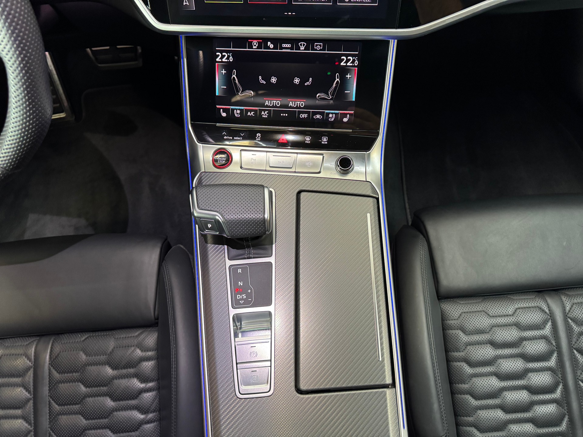 AUDI RS6 Avant 4.0 TFSI V8 Performance quattro-image-28