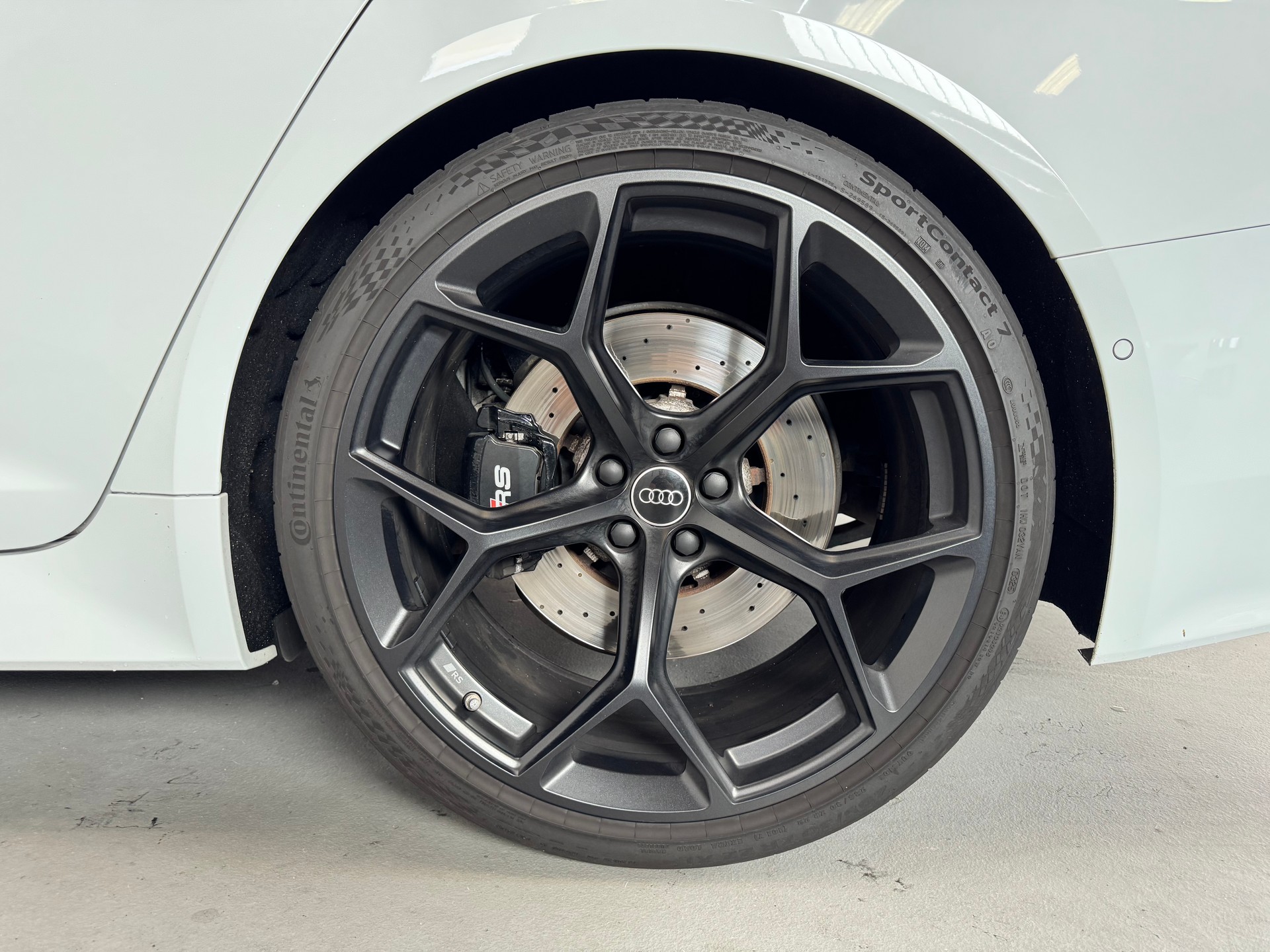 AUDI RS6 Avant 4.0 TFSI V8 Performance quattro-image-8