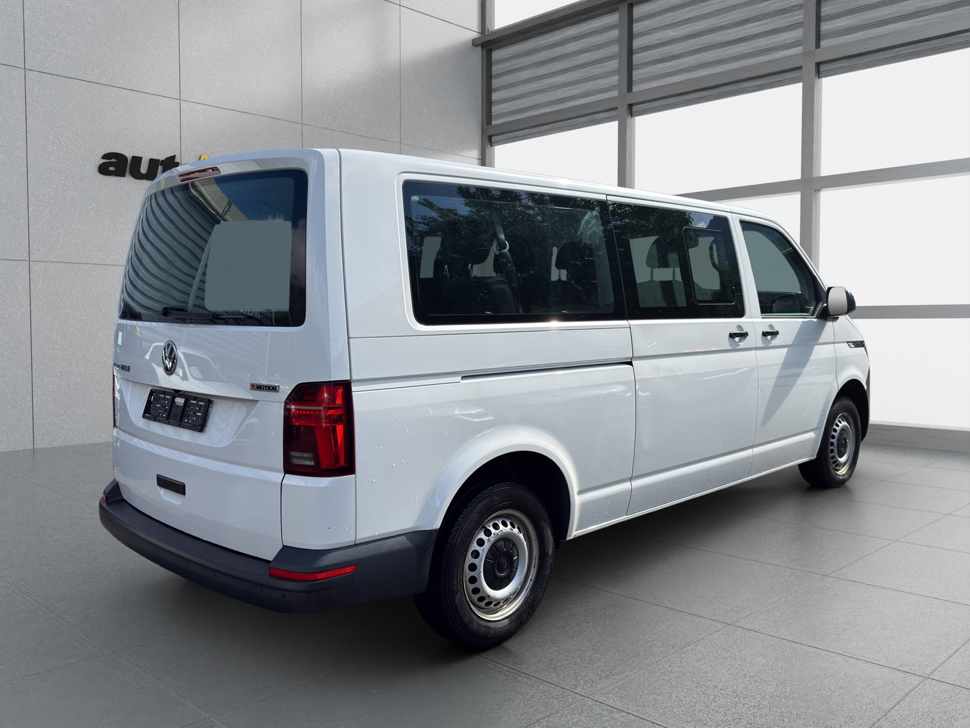 VW T6.1 Caravelle 2.0 TDI 4Motion Langer Radstand-image-5
