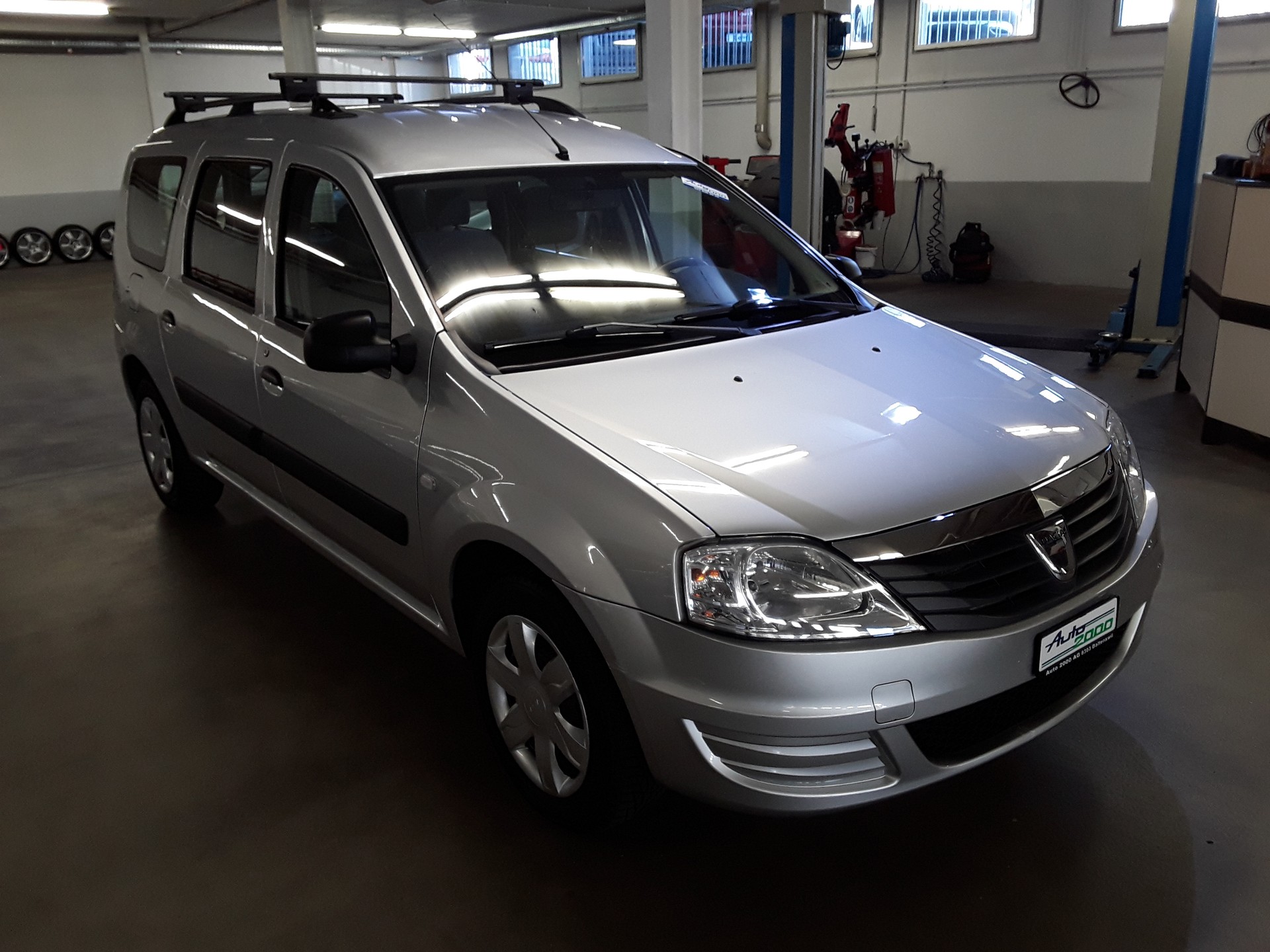 DACIA Logan 1.6 Ambiance-image-3