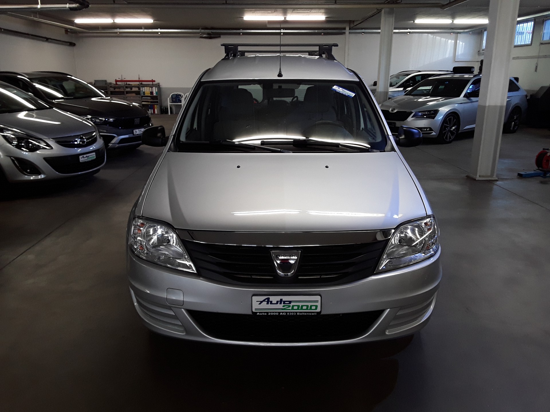DACIA Logan 1.6 Ambiance-image-4