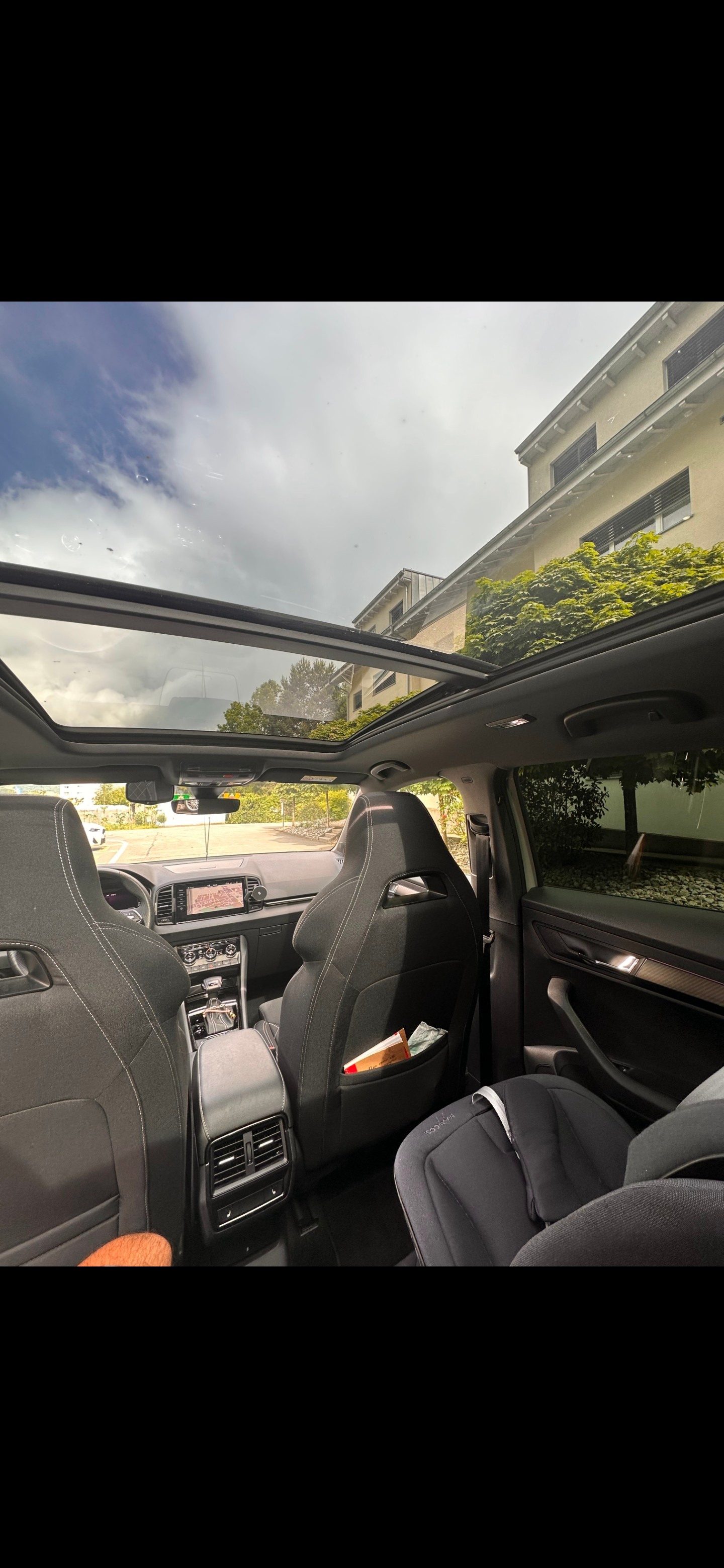 SKODA 2.0 TSI SportLine 4x4 DSG-image-4