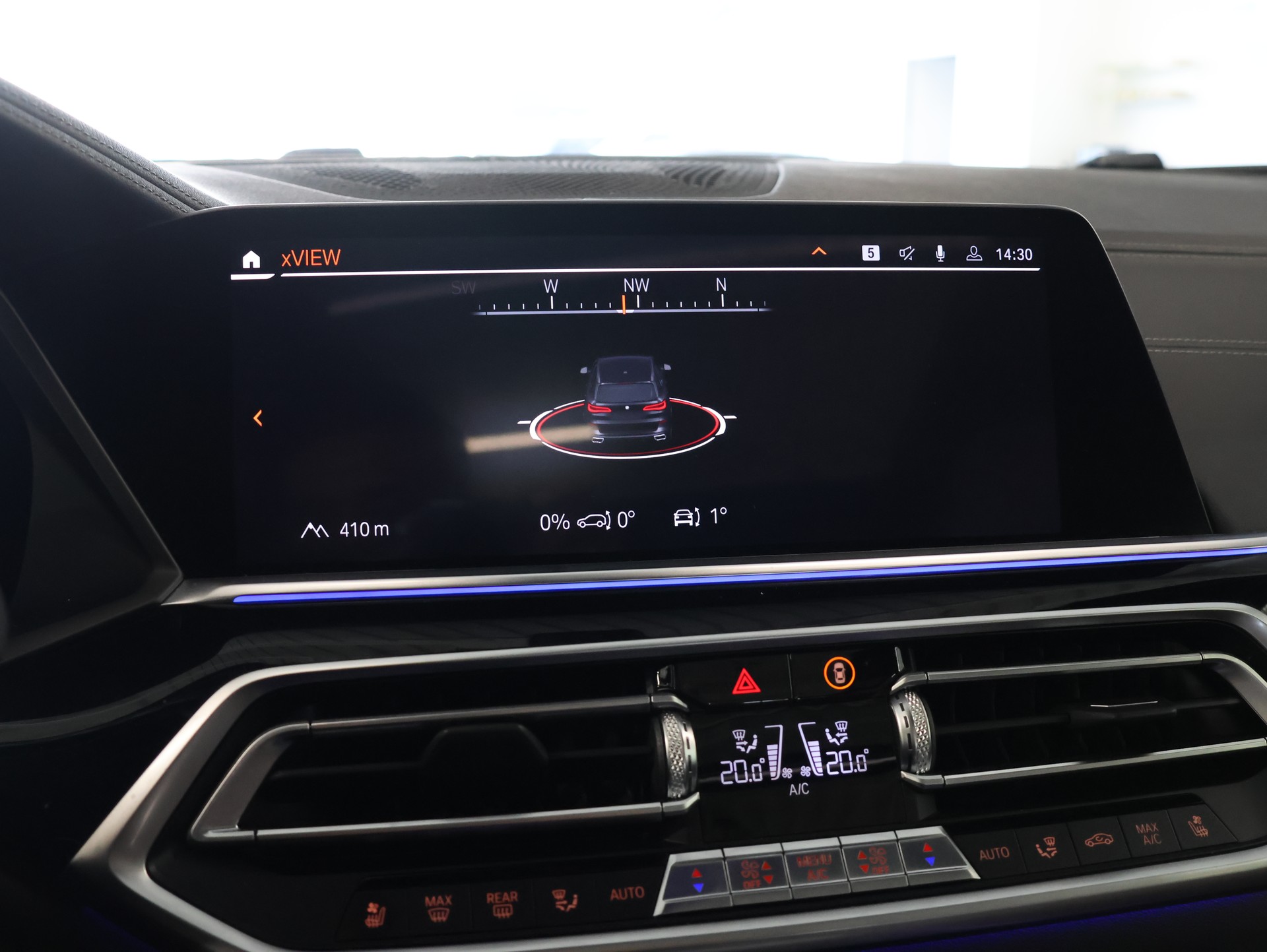 BMW X5 xDrive M50d Steptronic-image-12