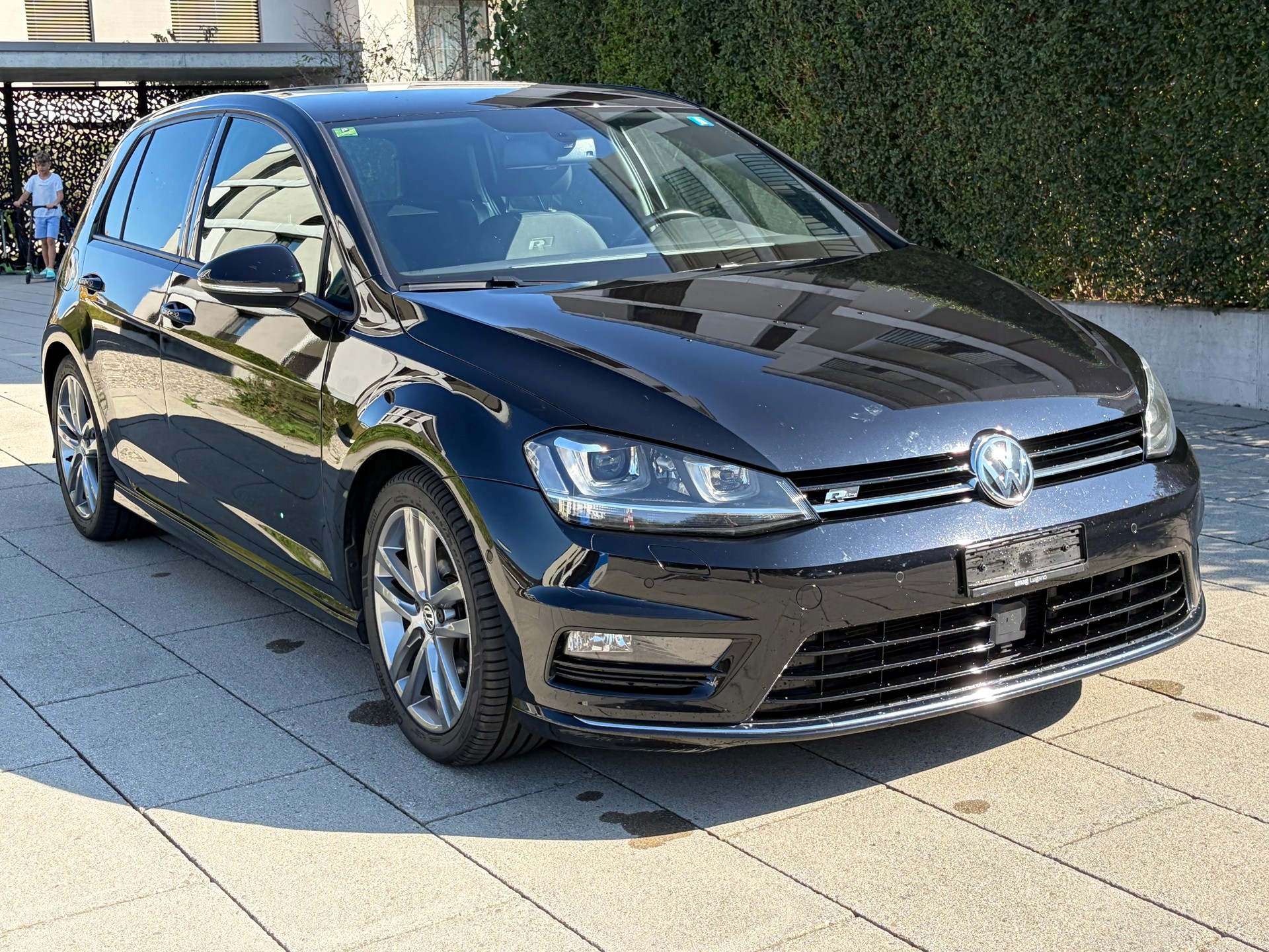 VW Golf 1.4 TSI Allstar R-Line DSG-image-1