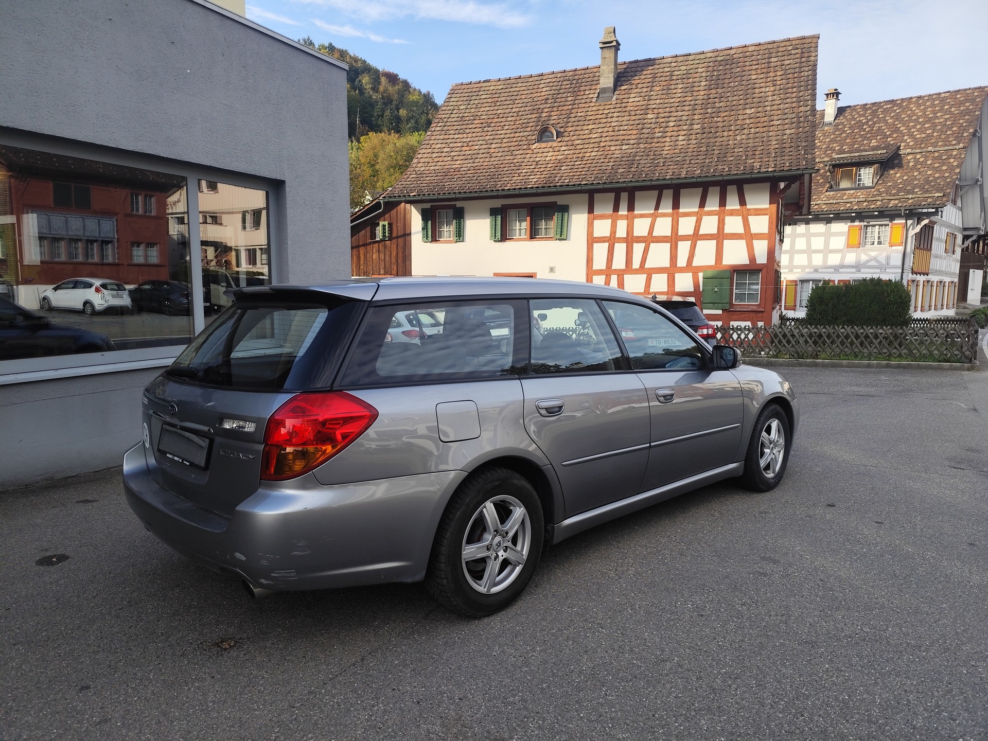 SUBARU LEGACY-image-2