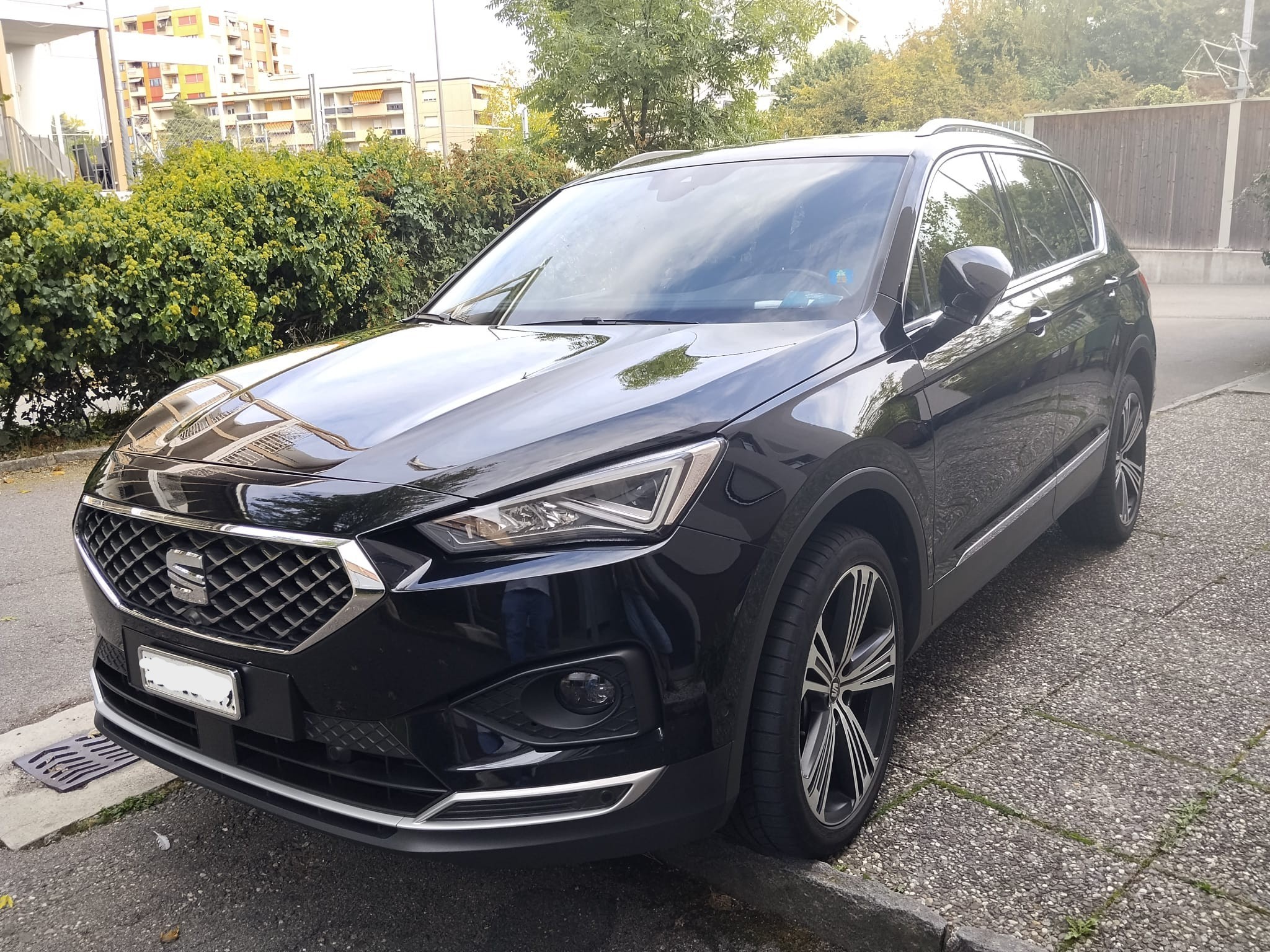 Car photo
