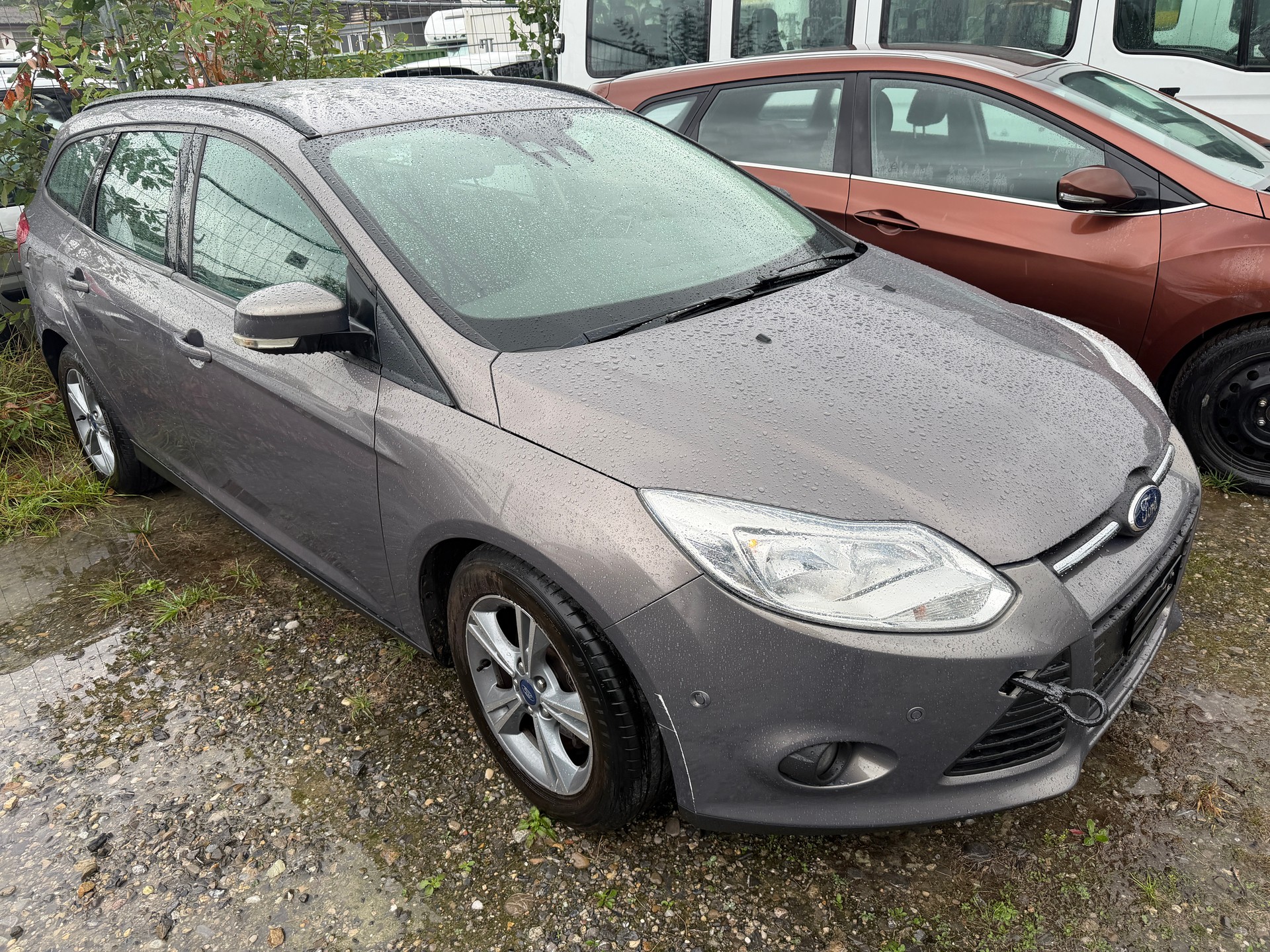 FORD Focus 1.0 SCTi Carving-image-1