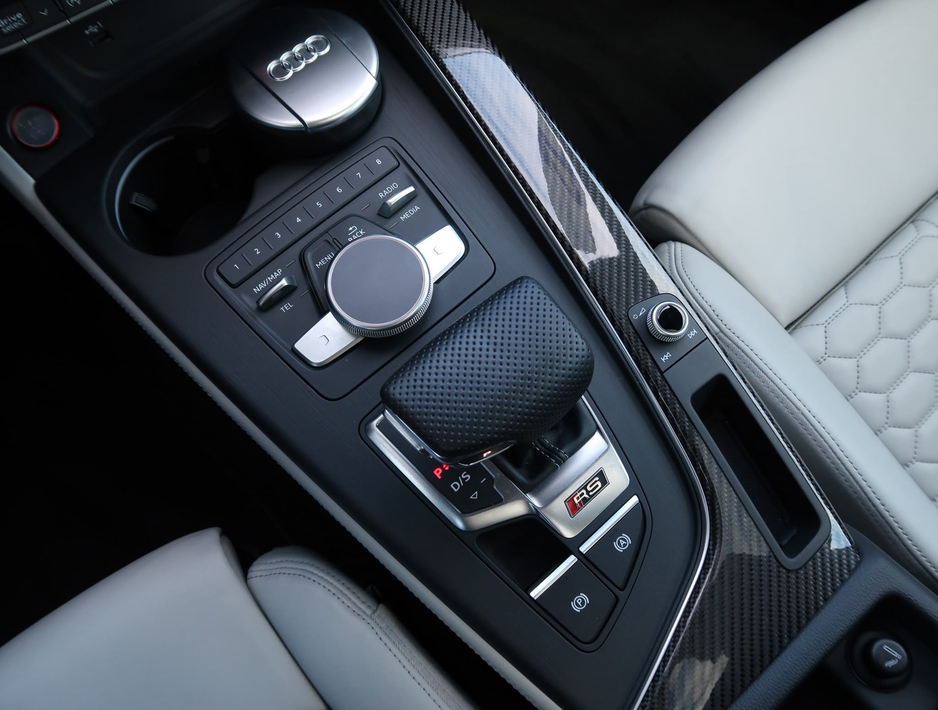 AUDI RS5 Coupé 2.9 TFSI quattro tiptronic-image-21
