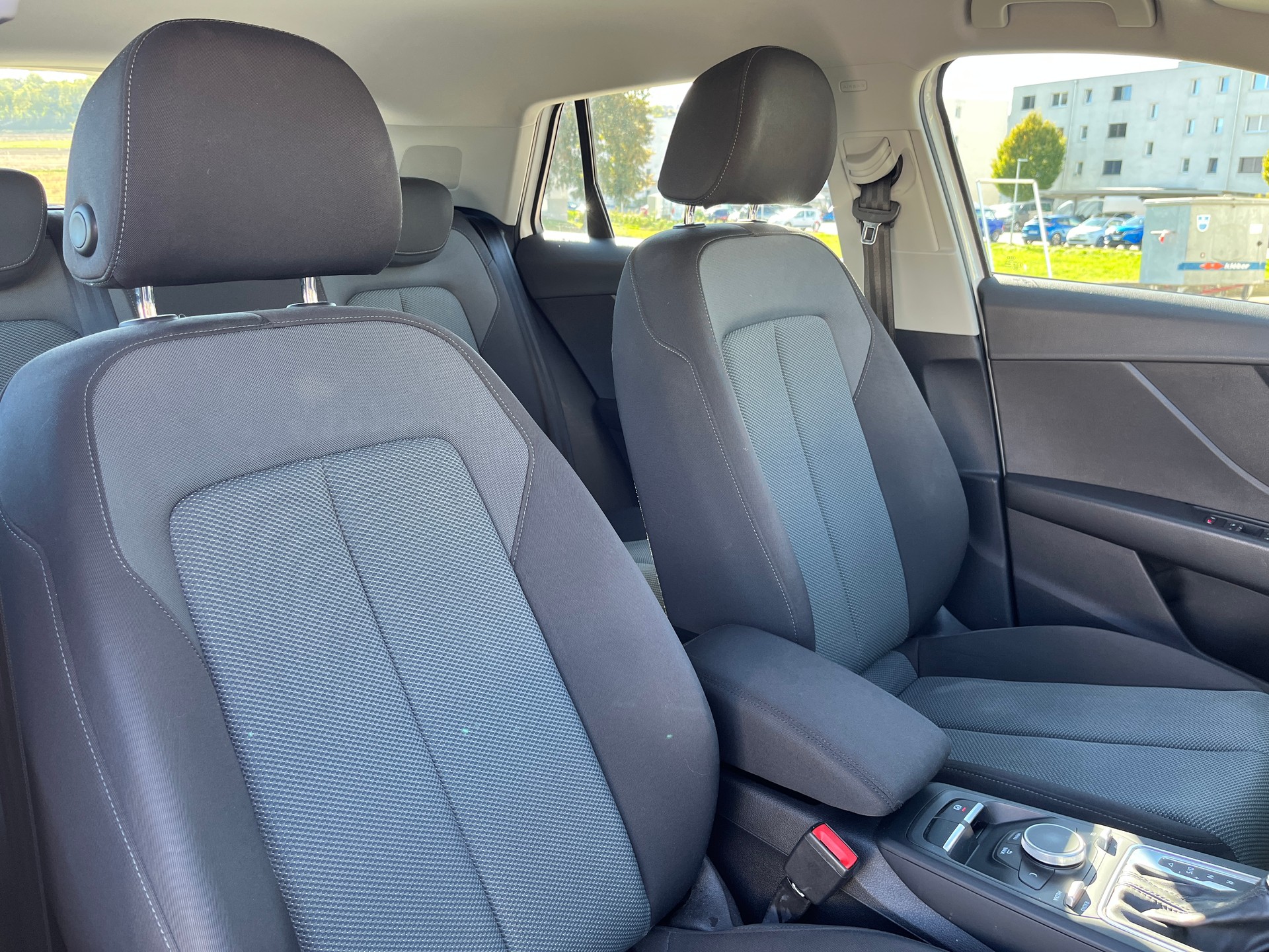 AUDI Q2 1.4 TFSI sport S-tronic (Automatique) 150CV Blanc nacrée! Expertisé du jour, TOP!-image-13