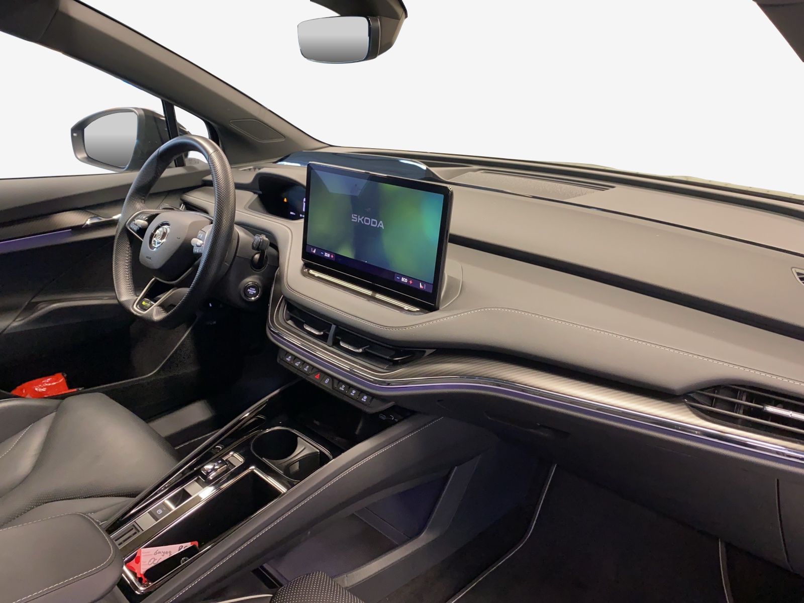 SKODA Enyaq RS 4x4-image-13