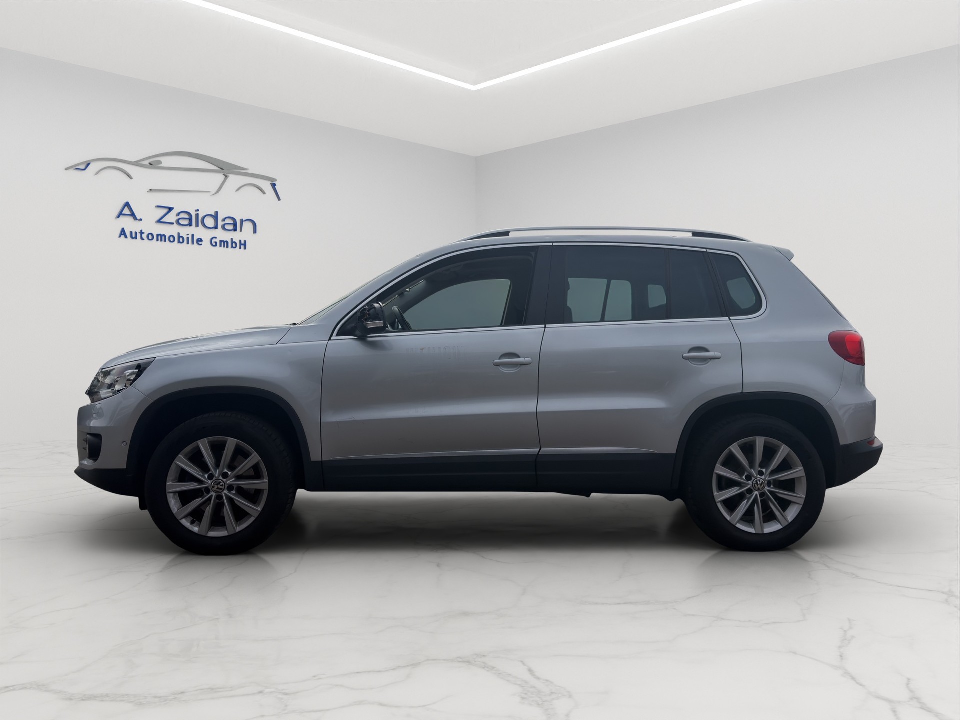 VW Tiguan 2.0 TDI BlueMotion Trend&Fun 4Motion DSG-image-7