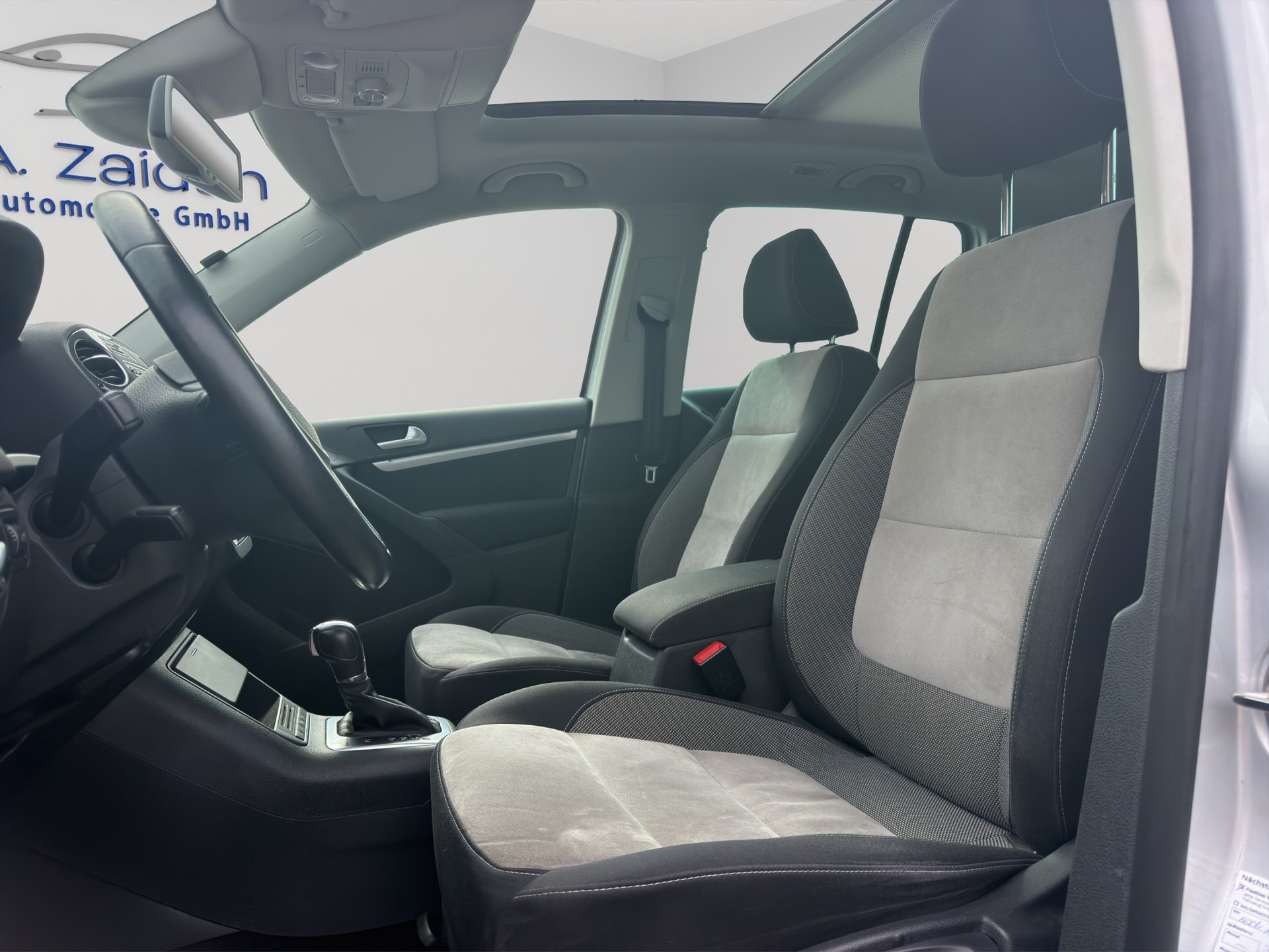 VW Tiguan 2.0 TDI BlueMotion Trend&Fun 4Motion DSG-image-8