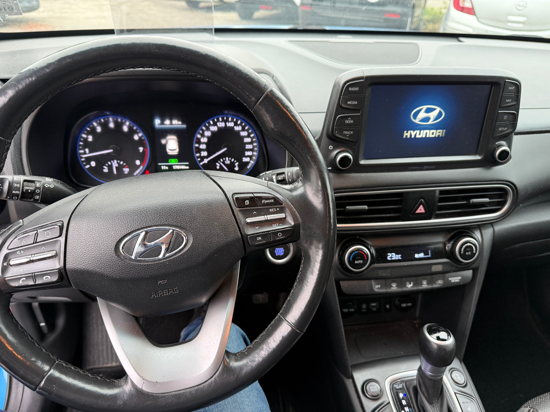 HYUNDAI Kona 1.6 T-GDi Launch Plus 4WD DCT-image-7